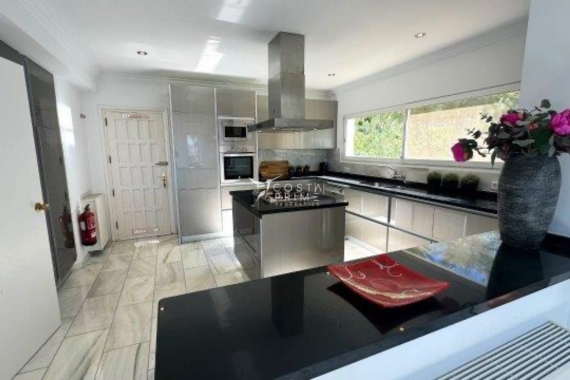 Odsprzedaż - Szalet - Albir