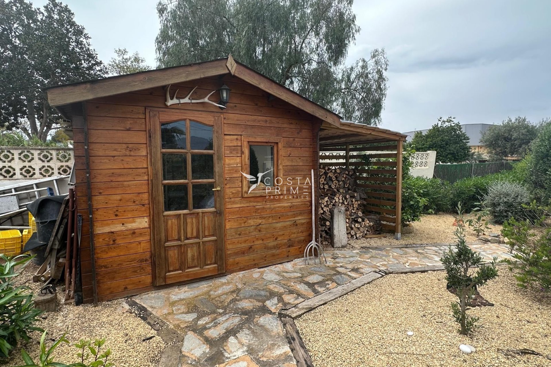 Odsprzedaż - Szalet - Albir