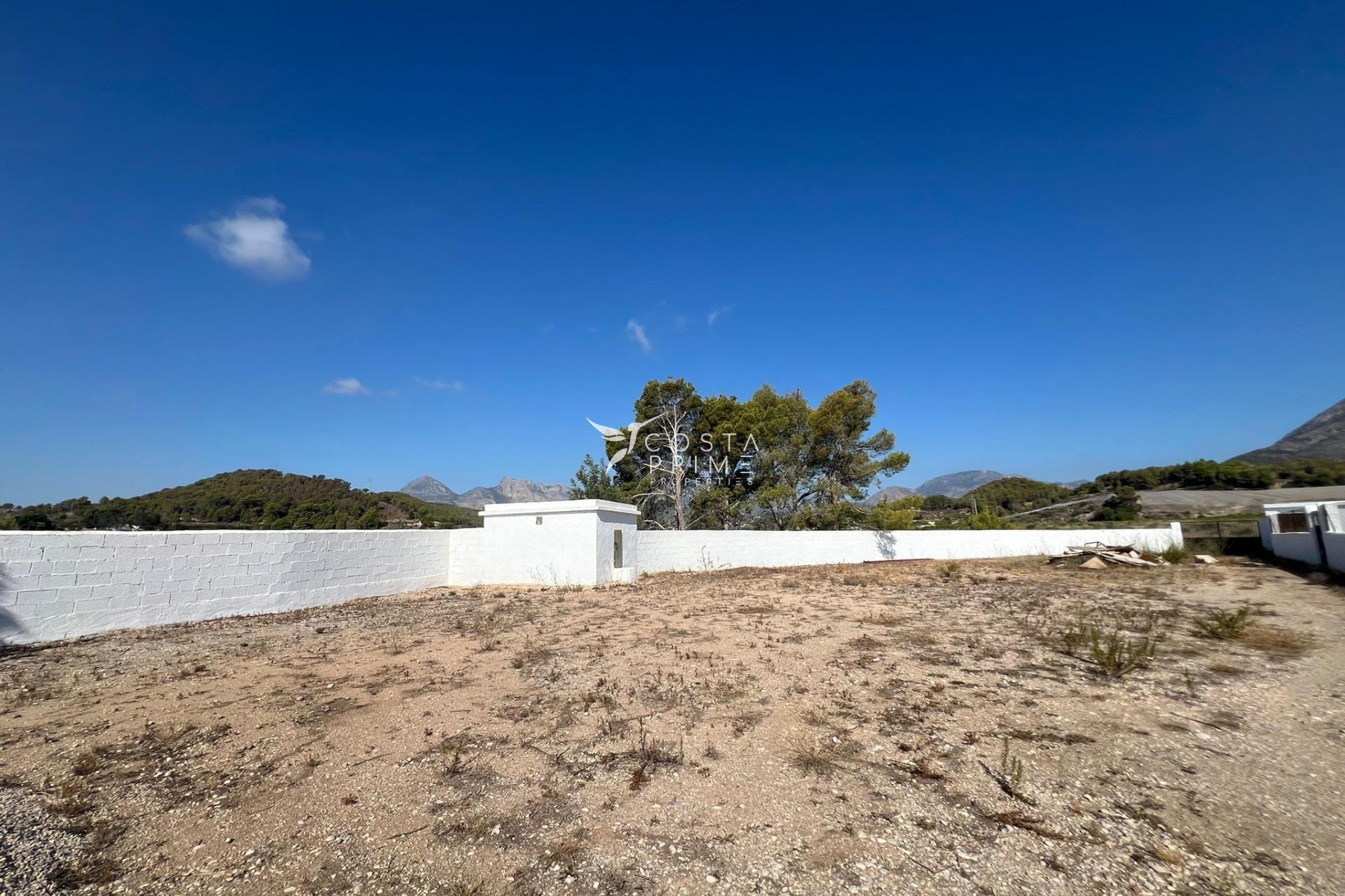 Odsprzedaż - Szalet - Altea