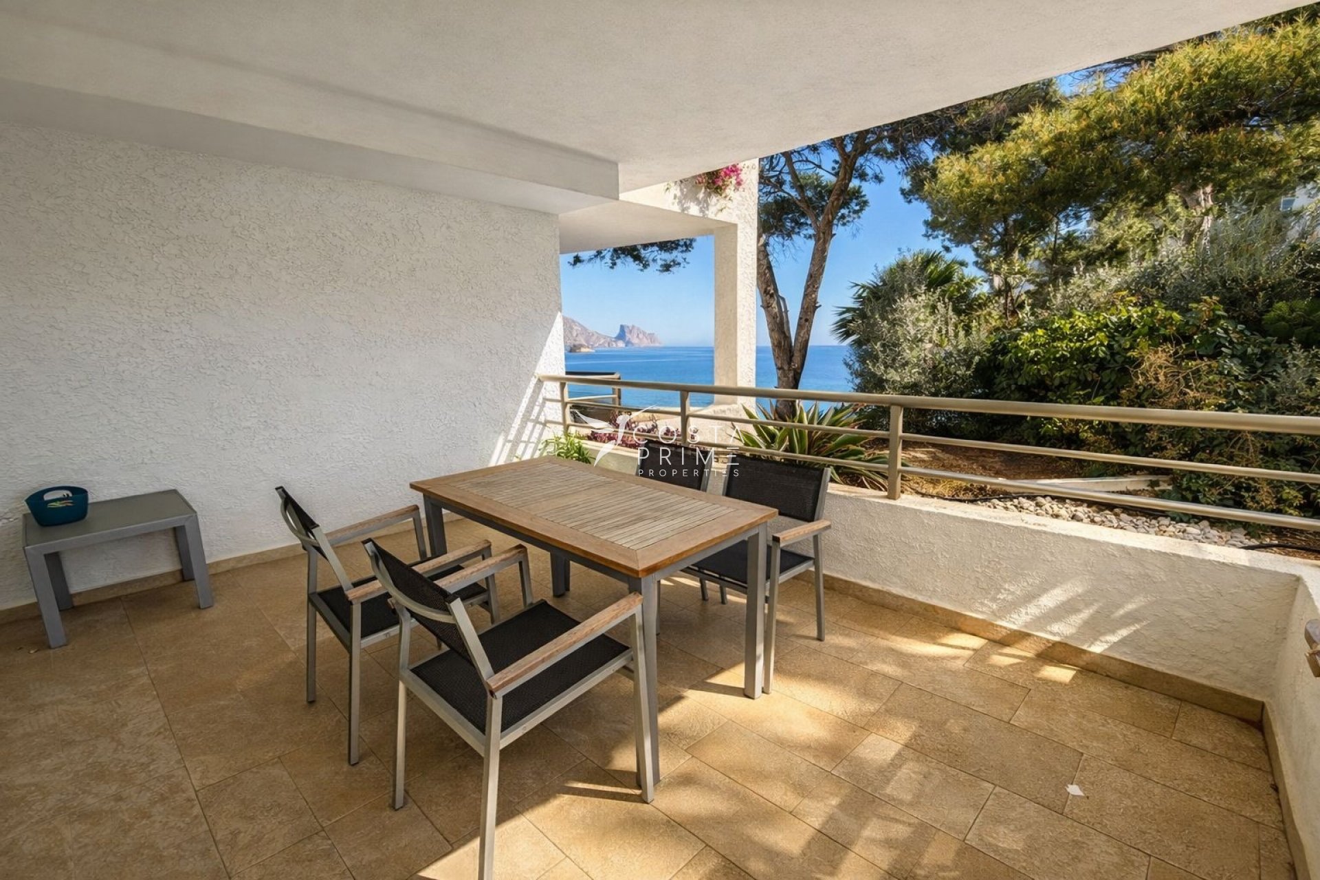 Odsprzedaż - Szalet - Altea