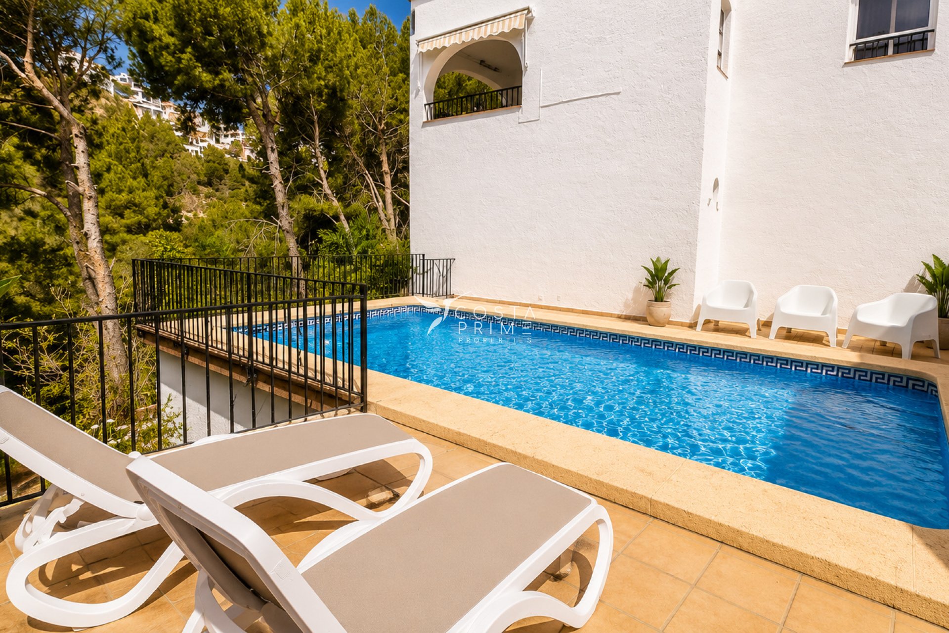 Odsprzedaż - Szalet - Altea