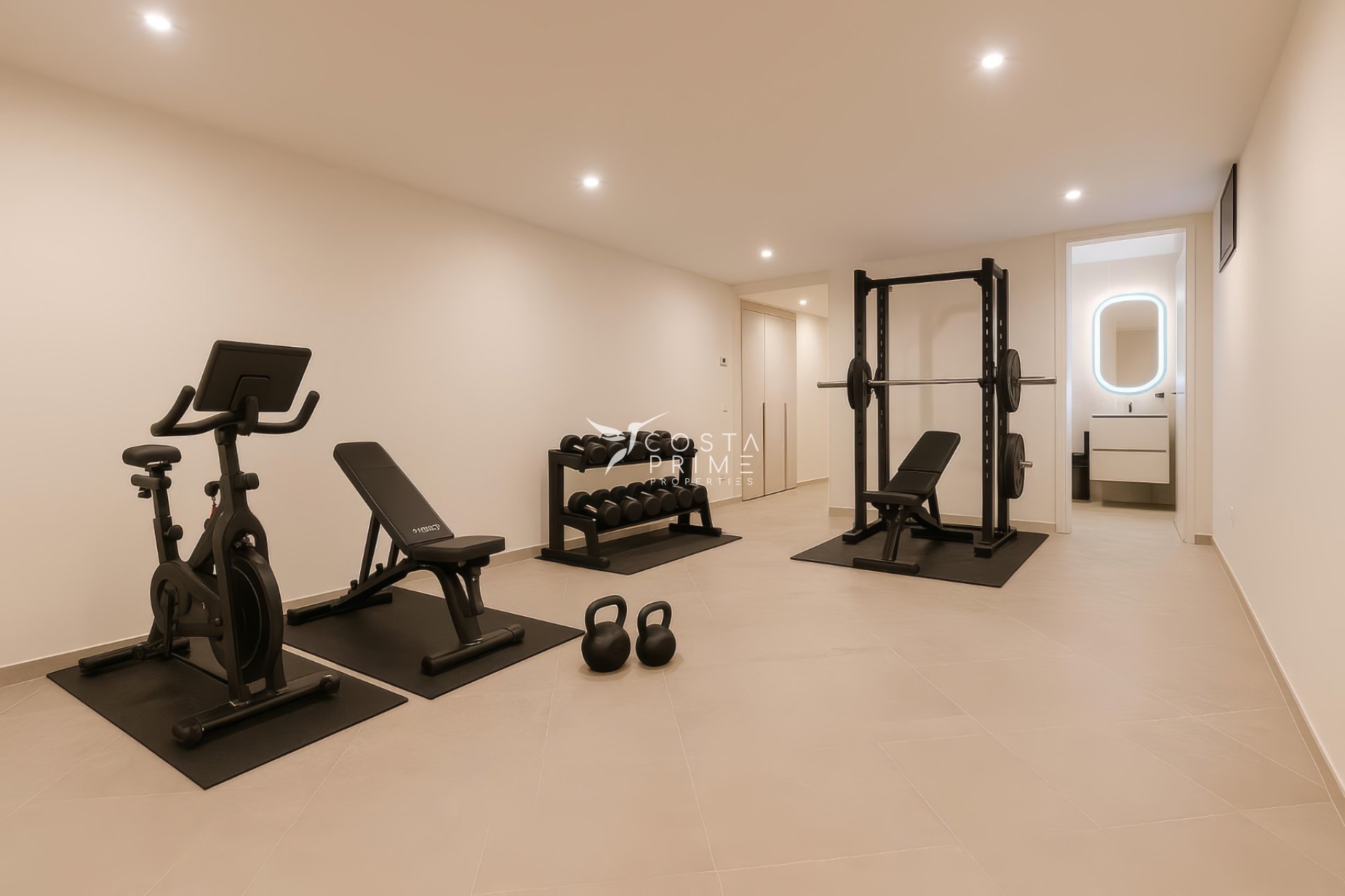 Odsprzedaż - Szalet - Calpe