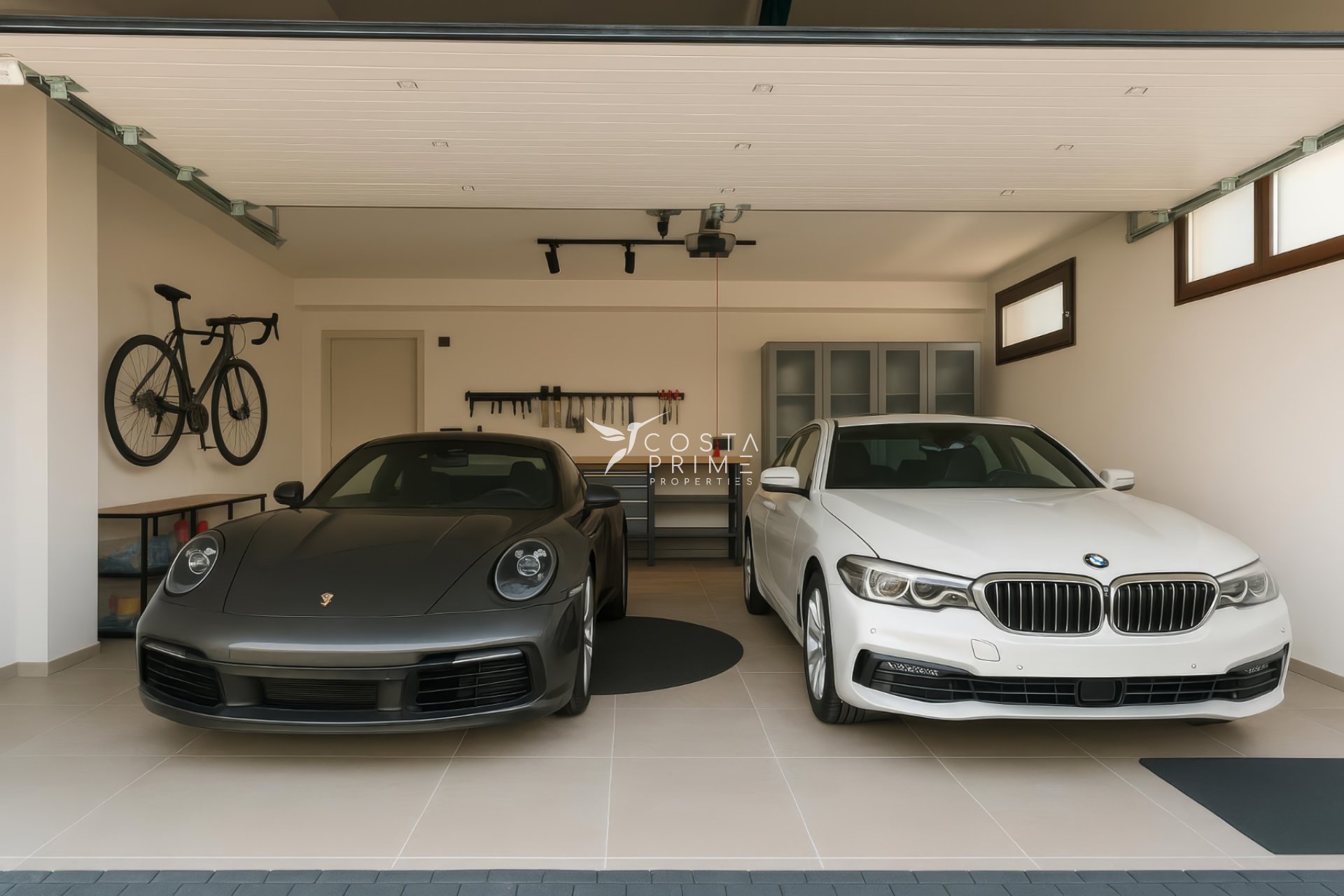 Odsprzedaż - Szalet - Calpe