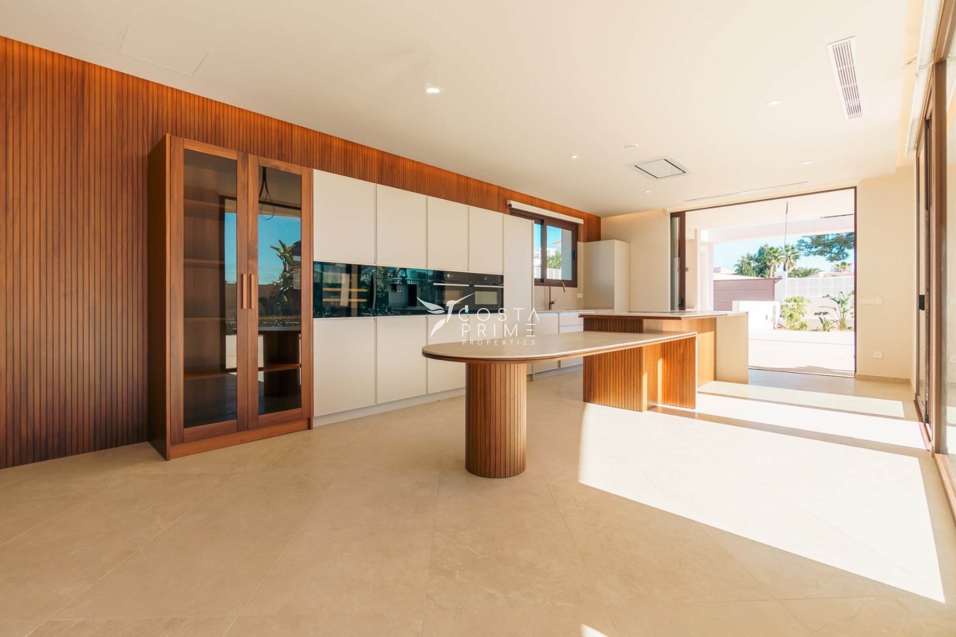 Odsprzedaż - Szalet - Calpe