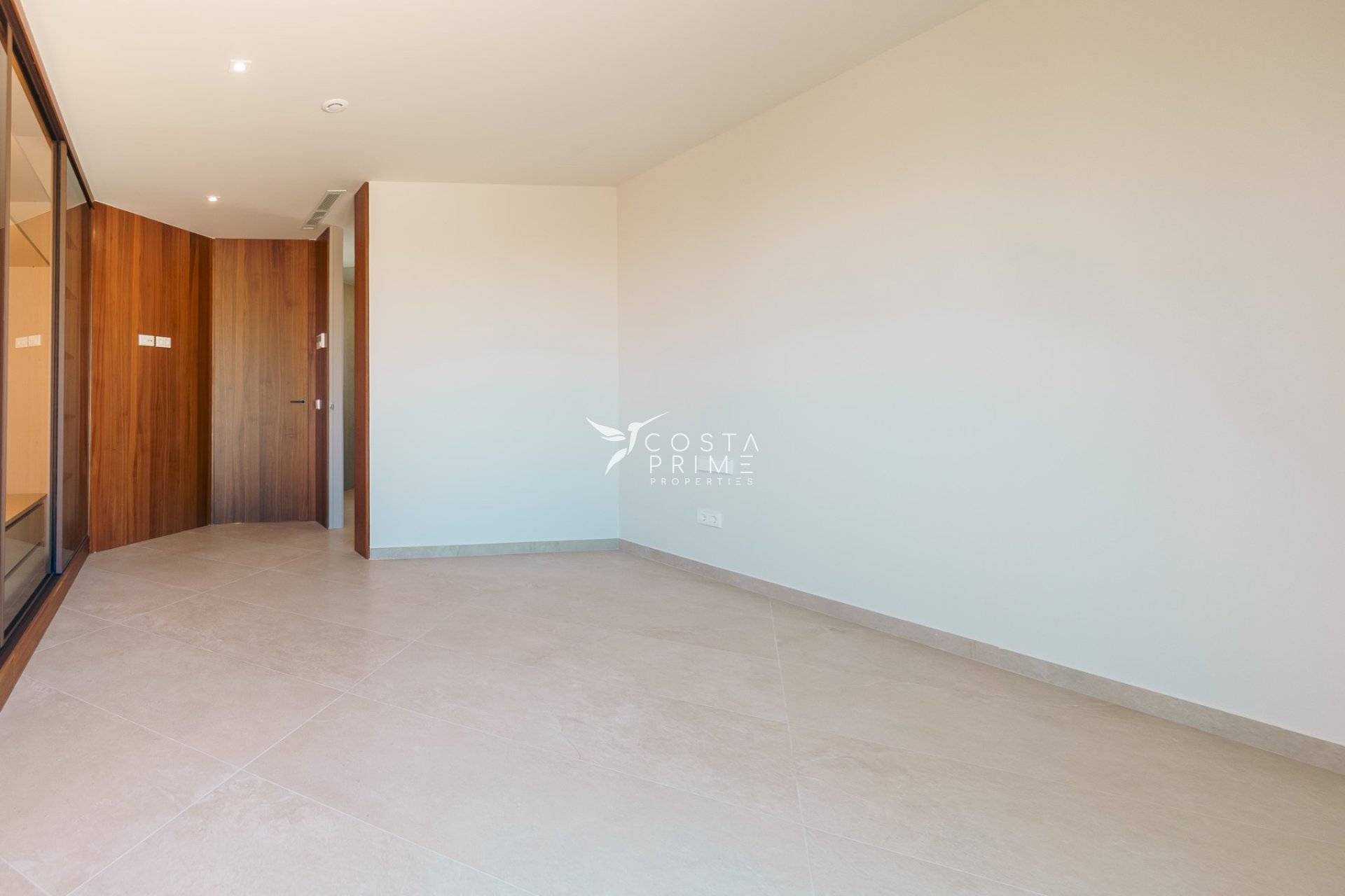 Odsprzedaż - Szalet - Calpe