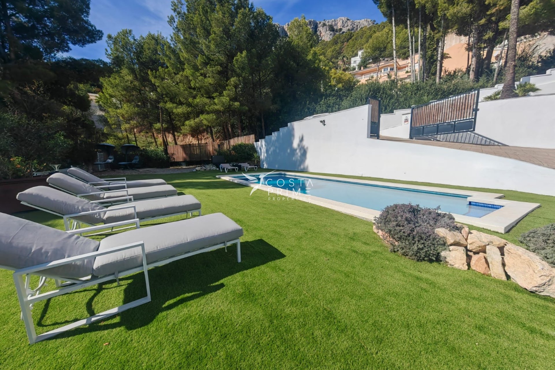 Odsprzedaż - Szalet - Calpe