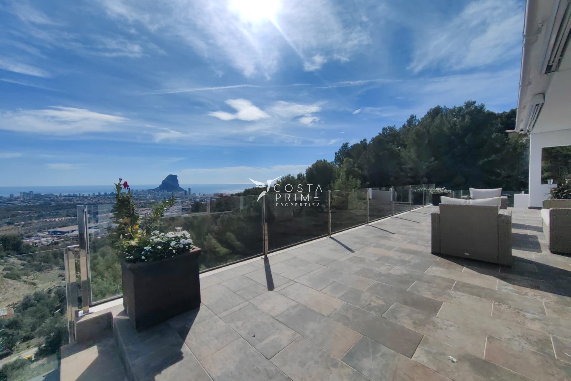Odsprzedaż - Szalet - Calpe