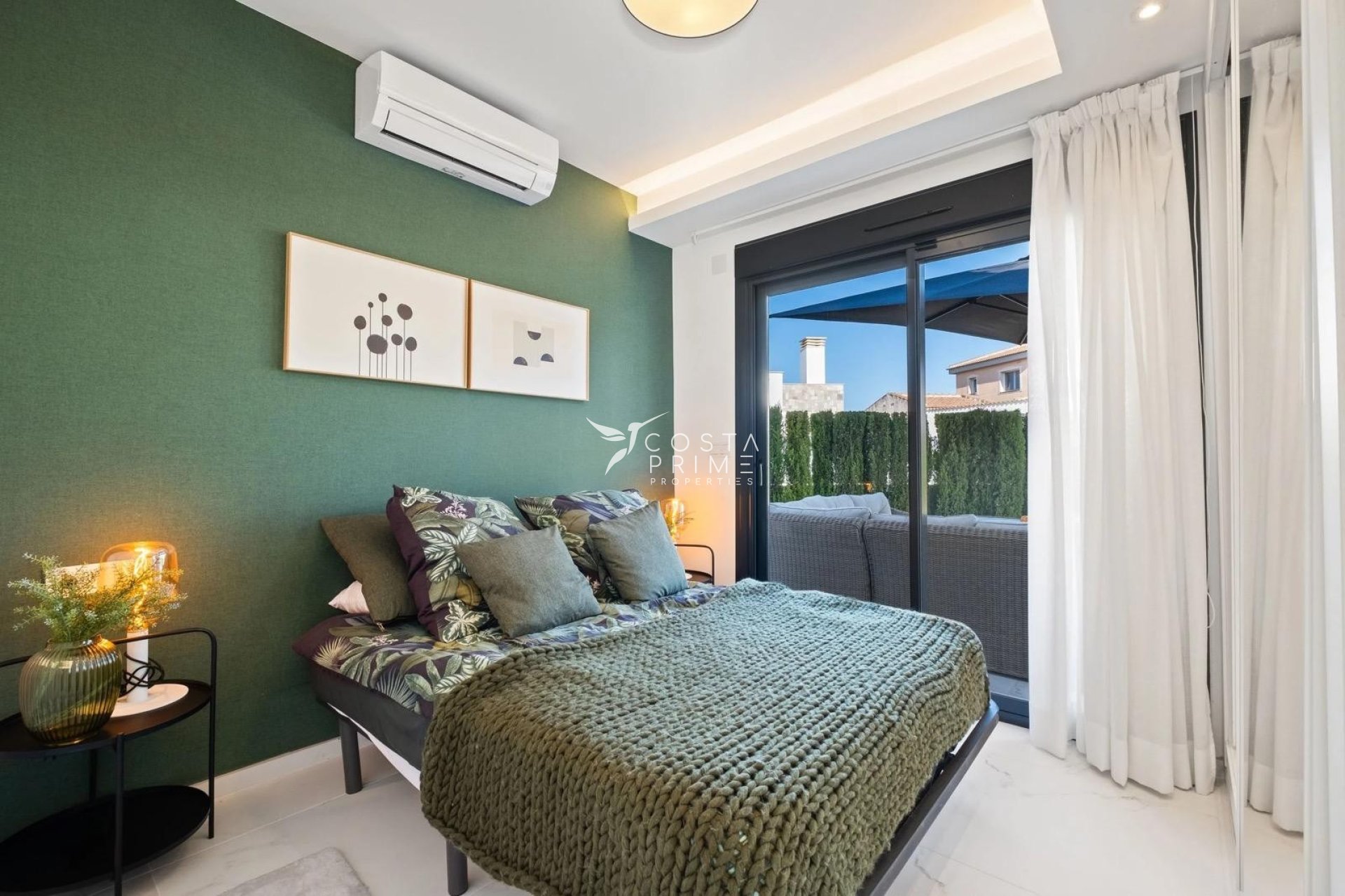 Odsprzedaż - Szalet - Finestrat