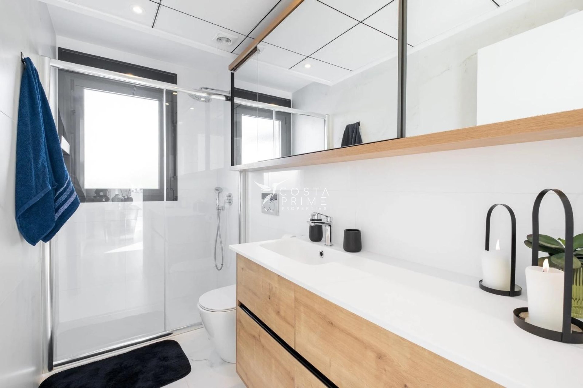 Odsprzedaż - Szalet - Finestrat