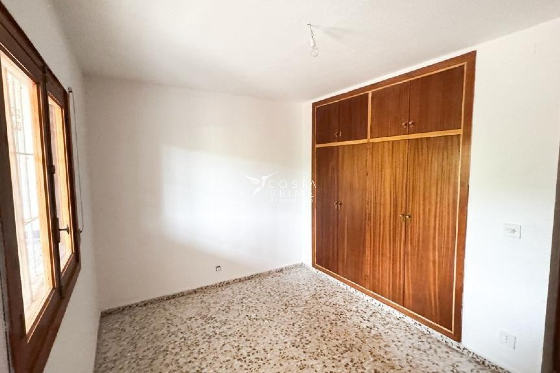 Odsprzedaż - Szalet - Finestrat