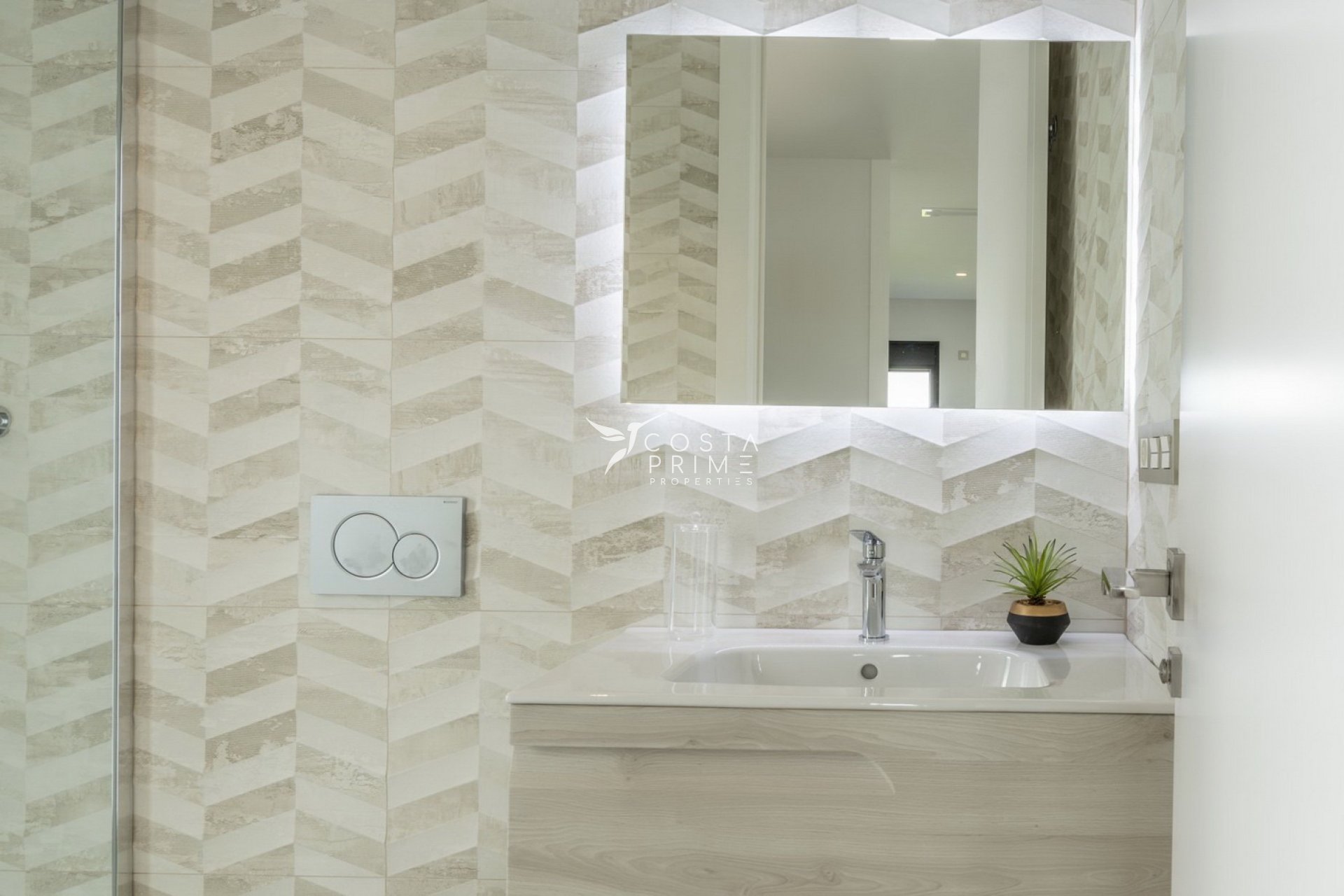 Odsprzedaż - Szalet - Finestrat