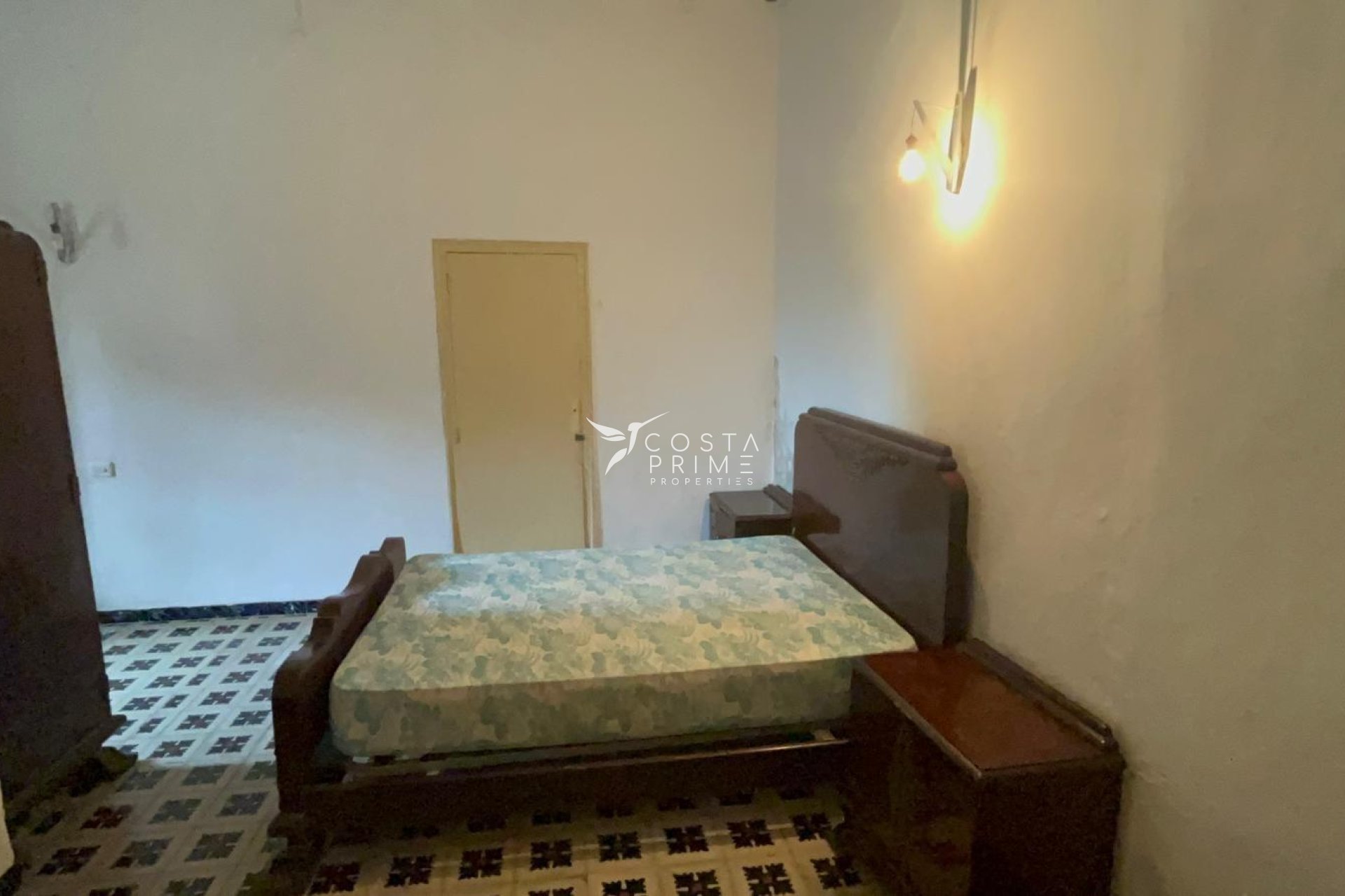 Odsprzedaż - Szalet - Jávea