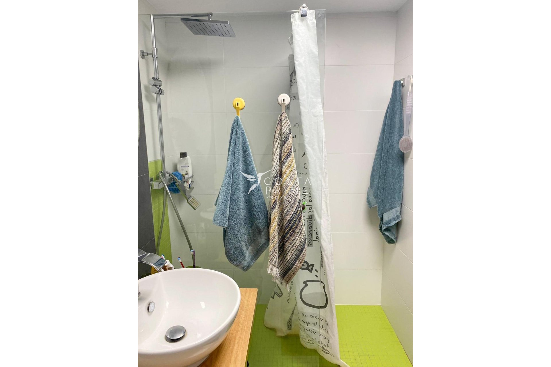 Odsprzedaż - Szalet - Polop