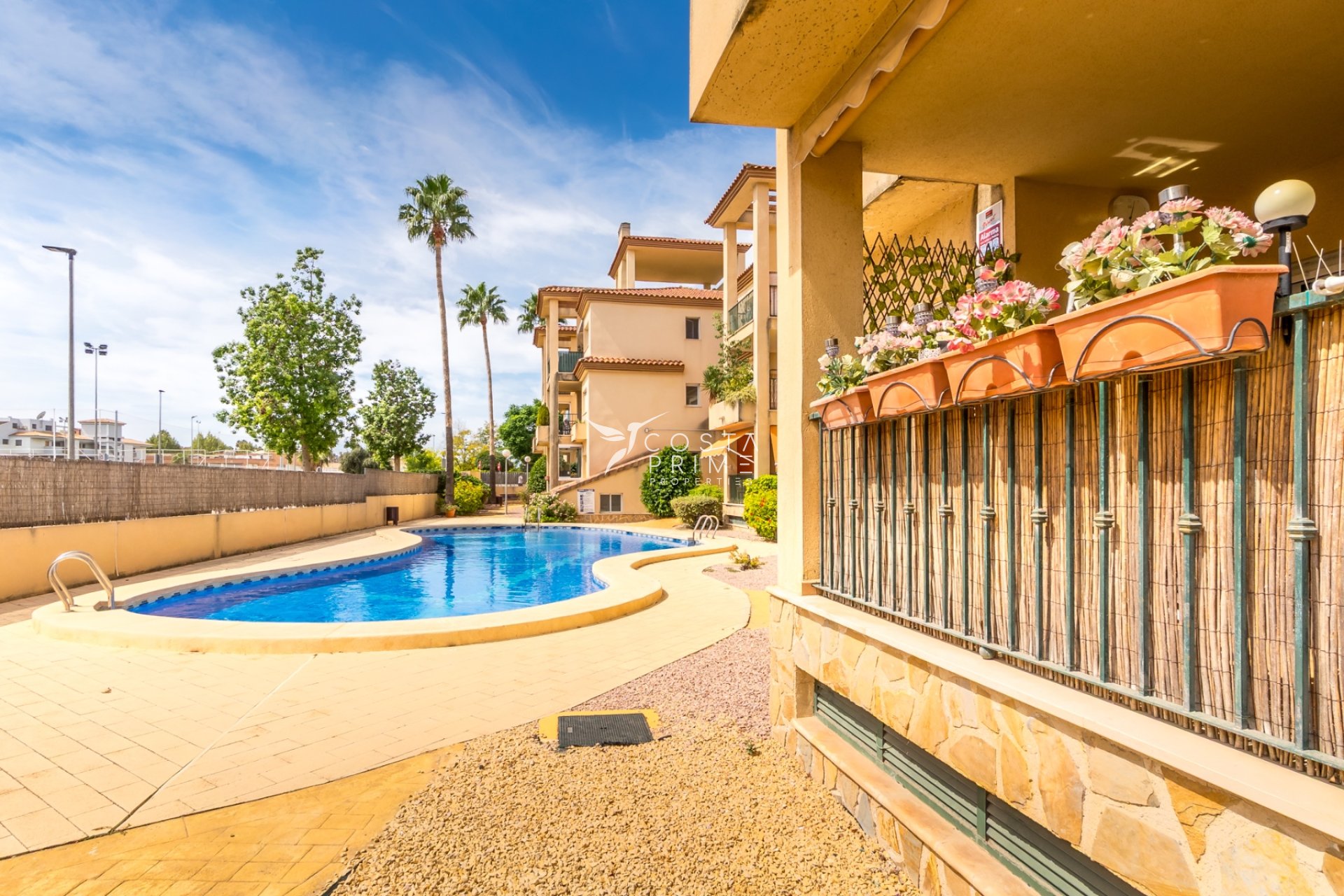 Resale - Apartment / Flat - Albir