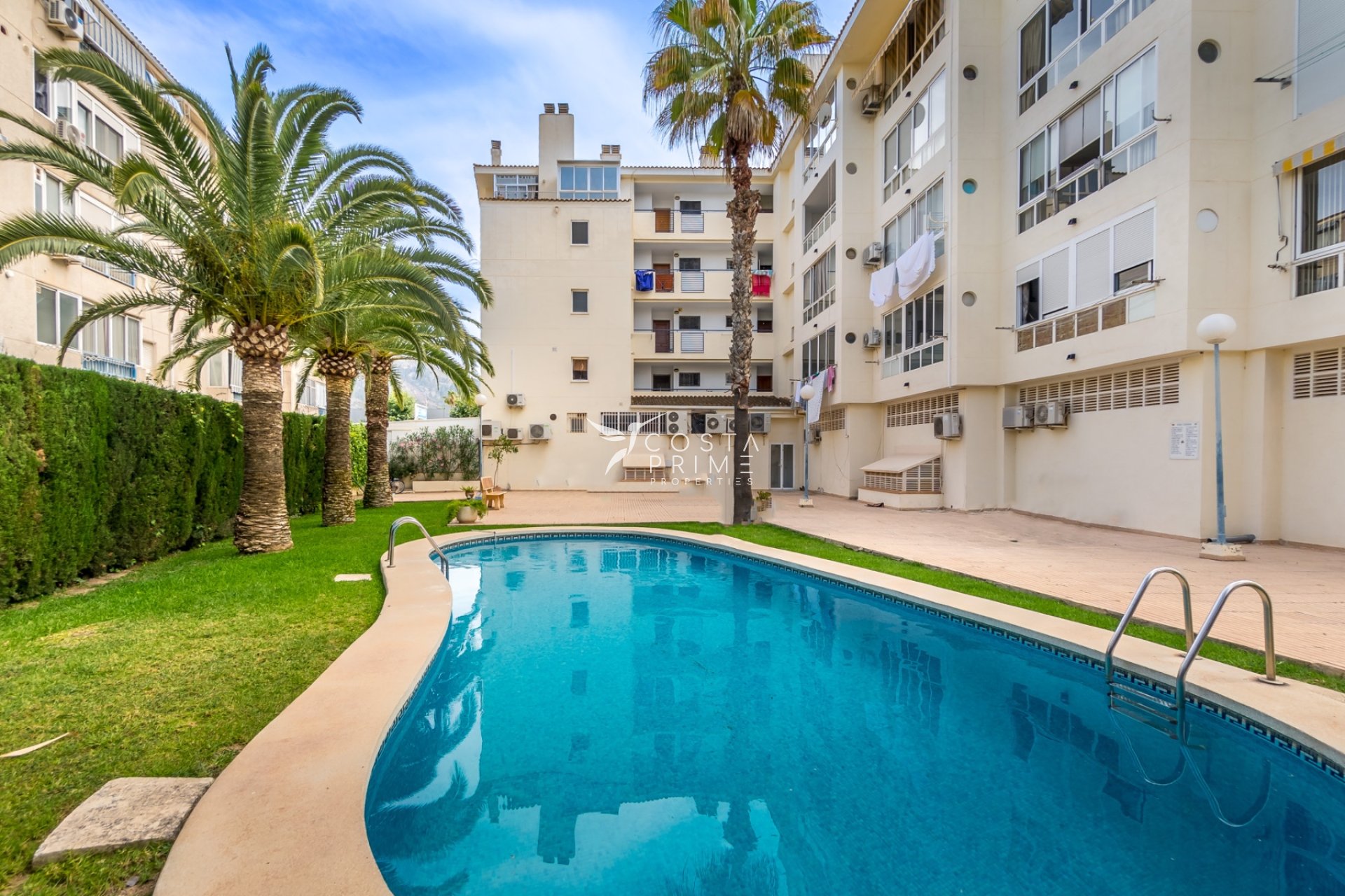 Resale - Apartment / Flat - Albir