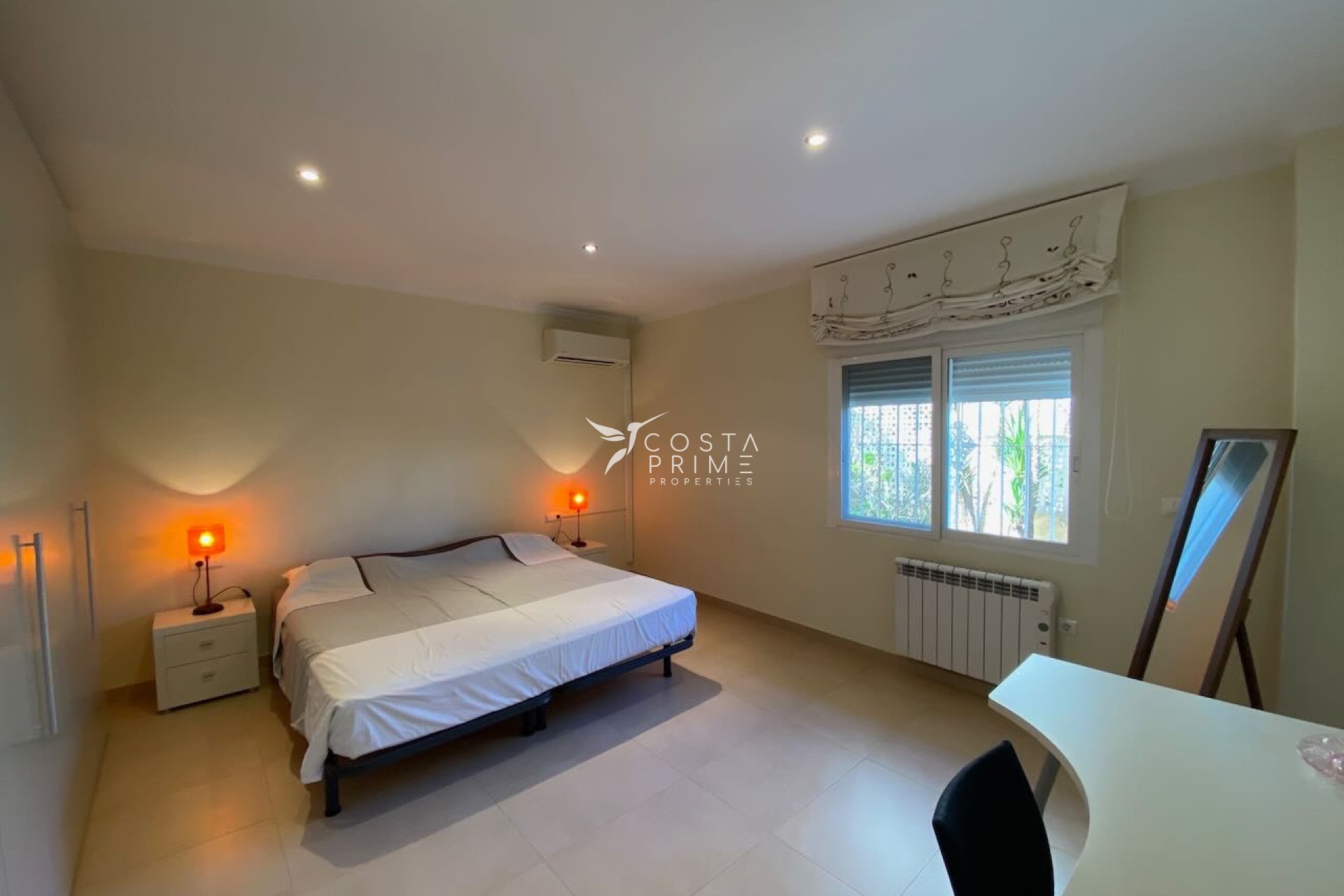 Resale - Apartment / Flat - Albir