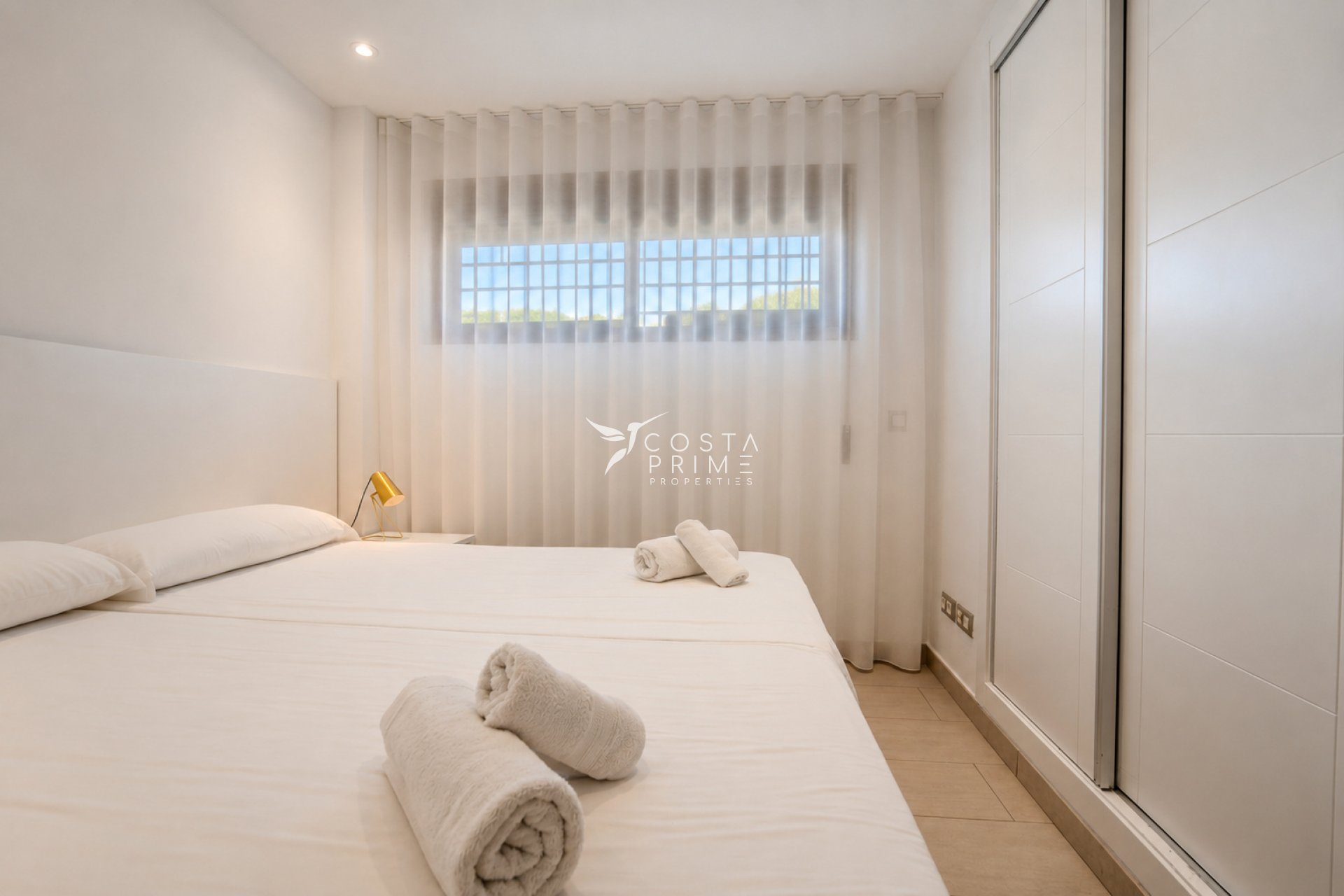 Resale - Apartment / Flat - Albir