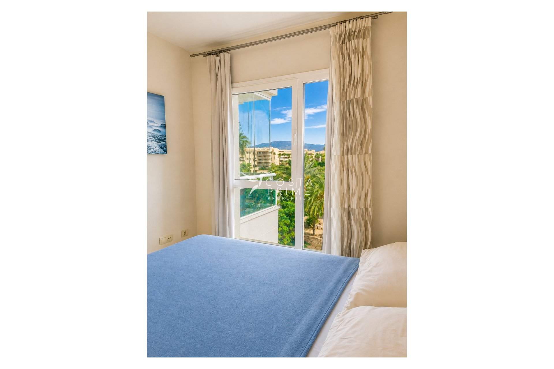 Resale - Apartment / Flat - Albir