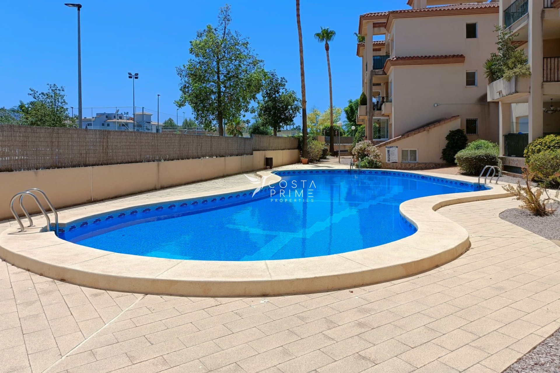 Resale - Apartment / Flat - Albir