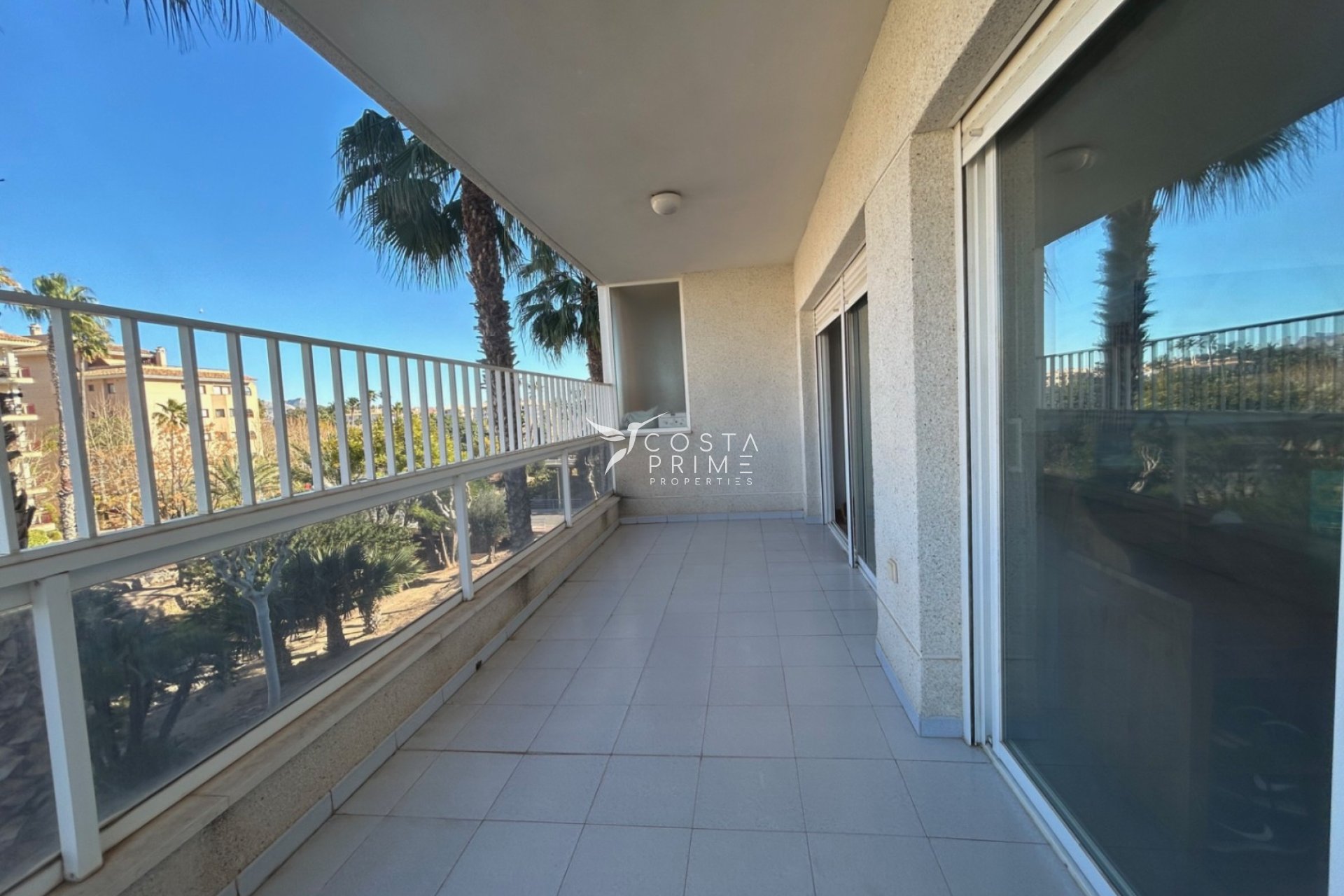 Resale - Apartment / Flat - Albir