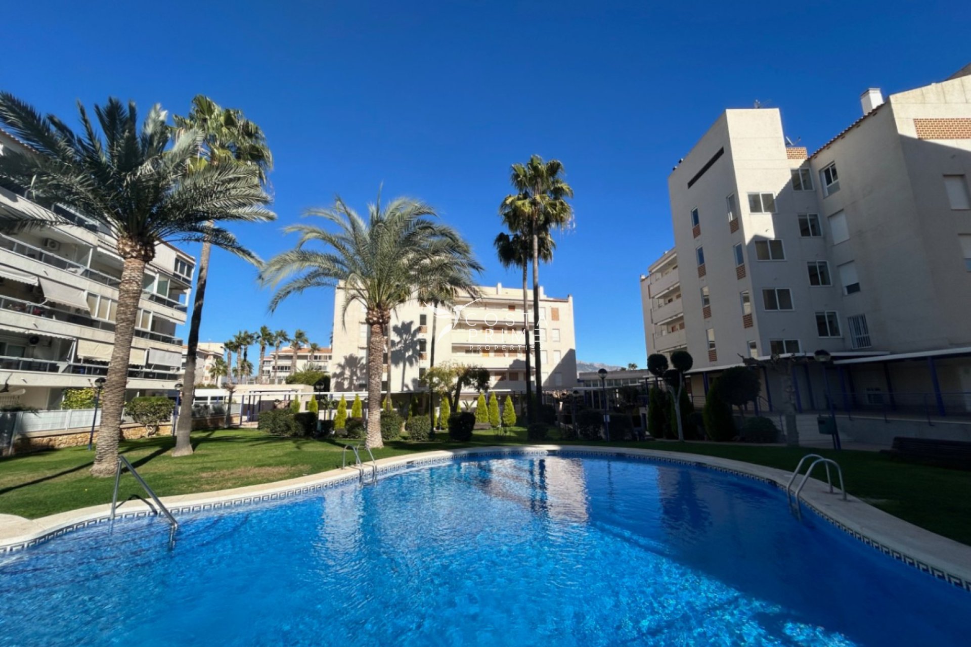 Resale - Apartment / Flat - Albir