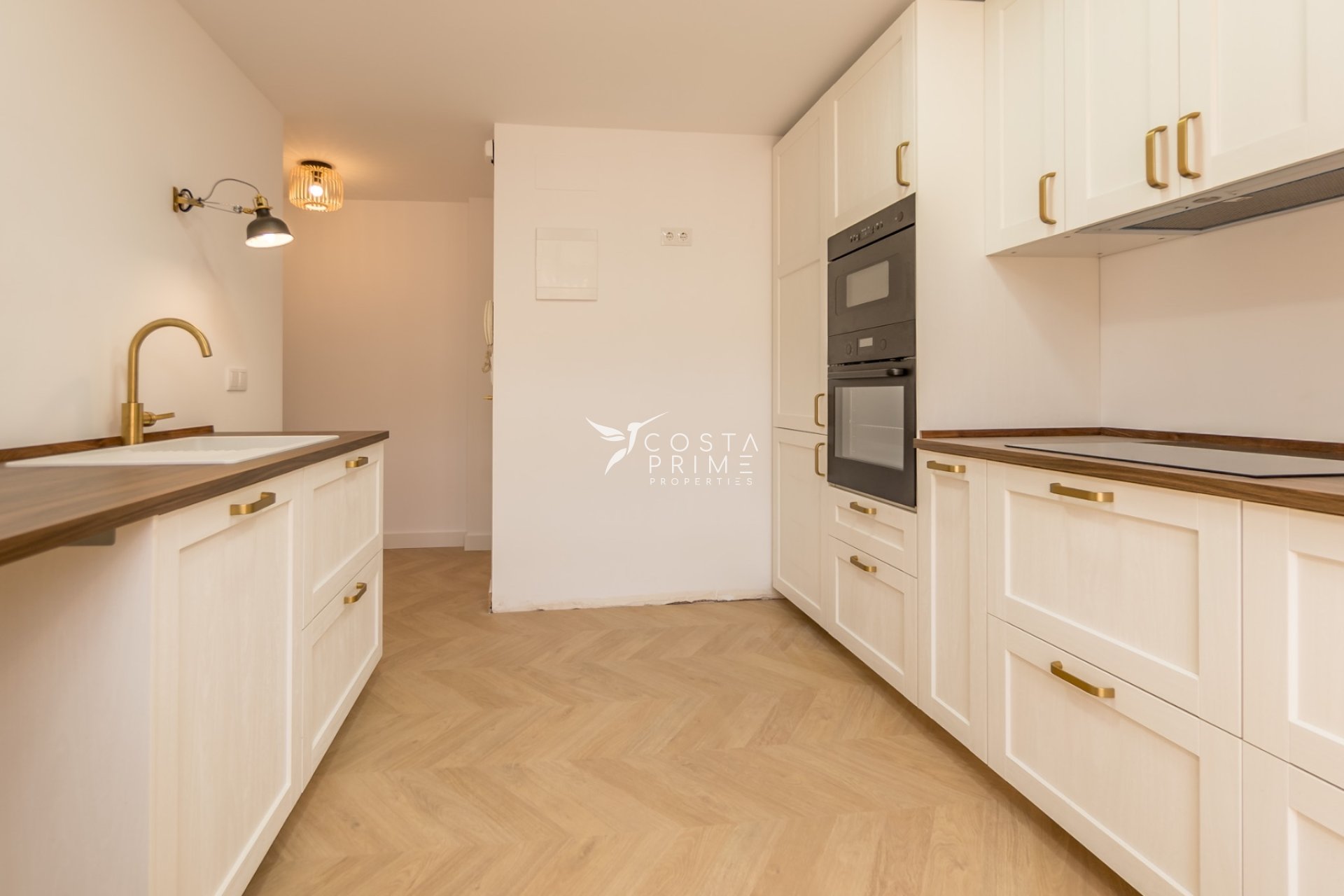 Resale - Apartment / Flat - Alfas del Pí
