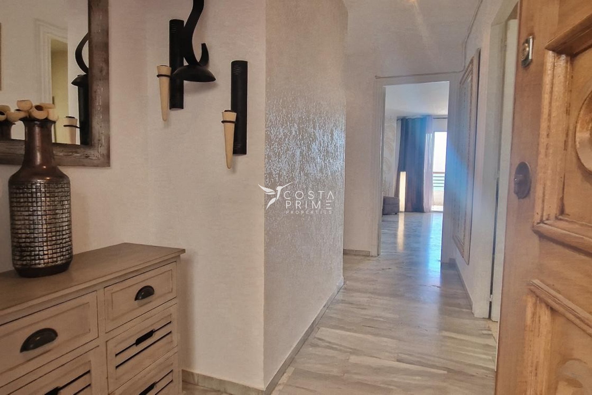 Resale - Apartment / Flat - Alicante