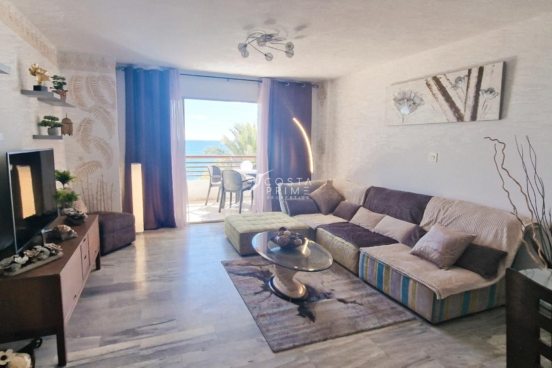 Resale - Apartment / Flat - Alicante