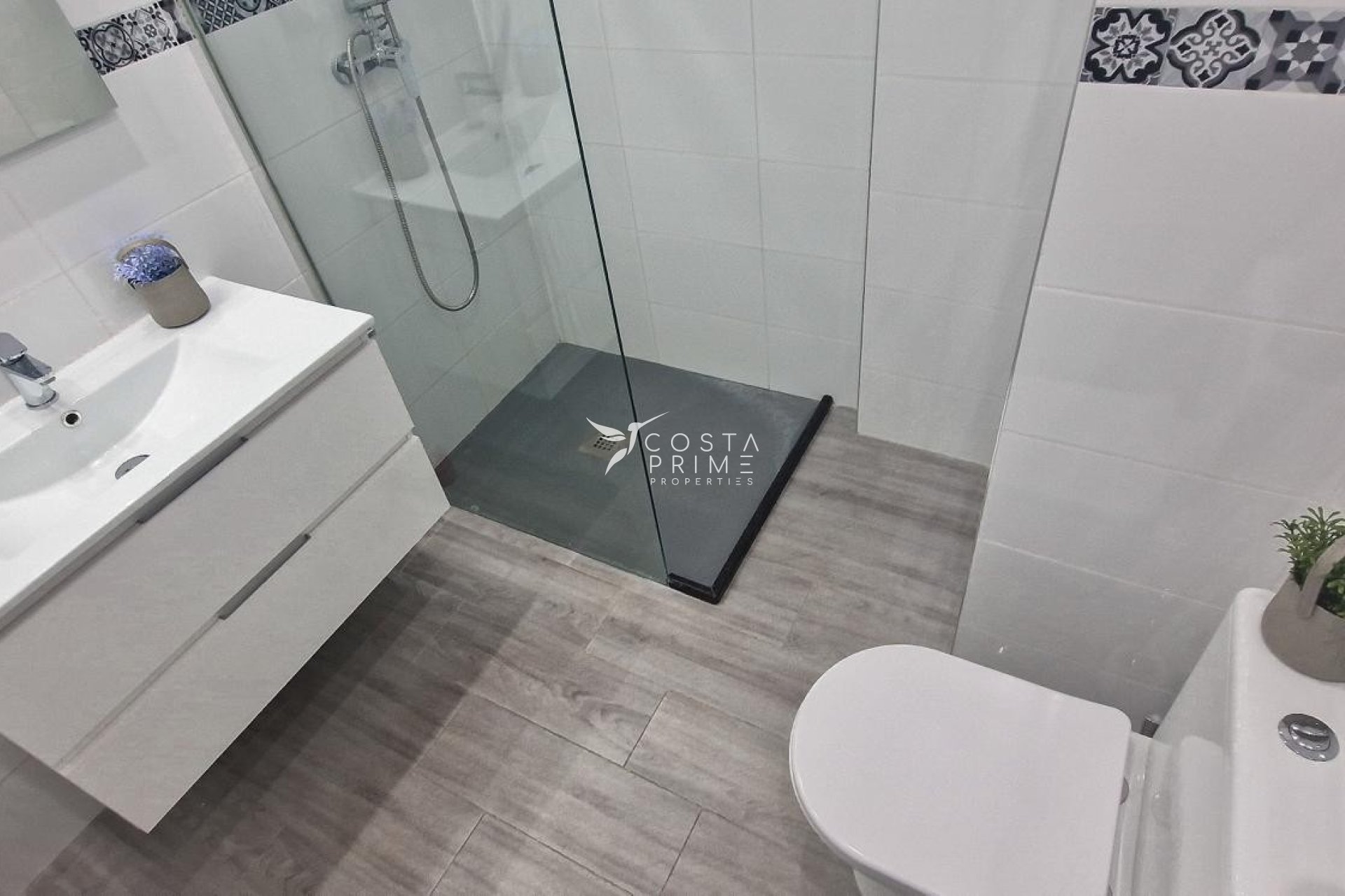 Resale - Apartment / Flat - Alicante