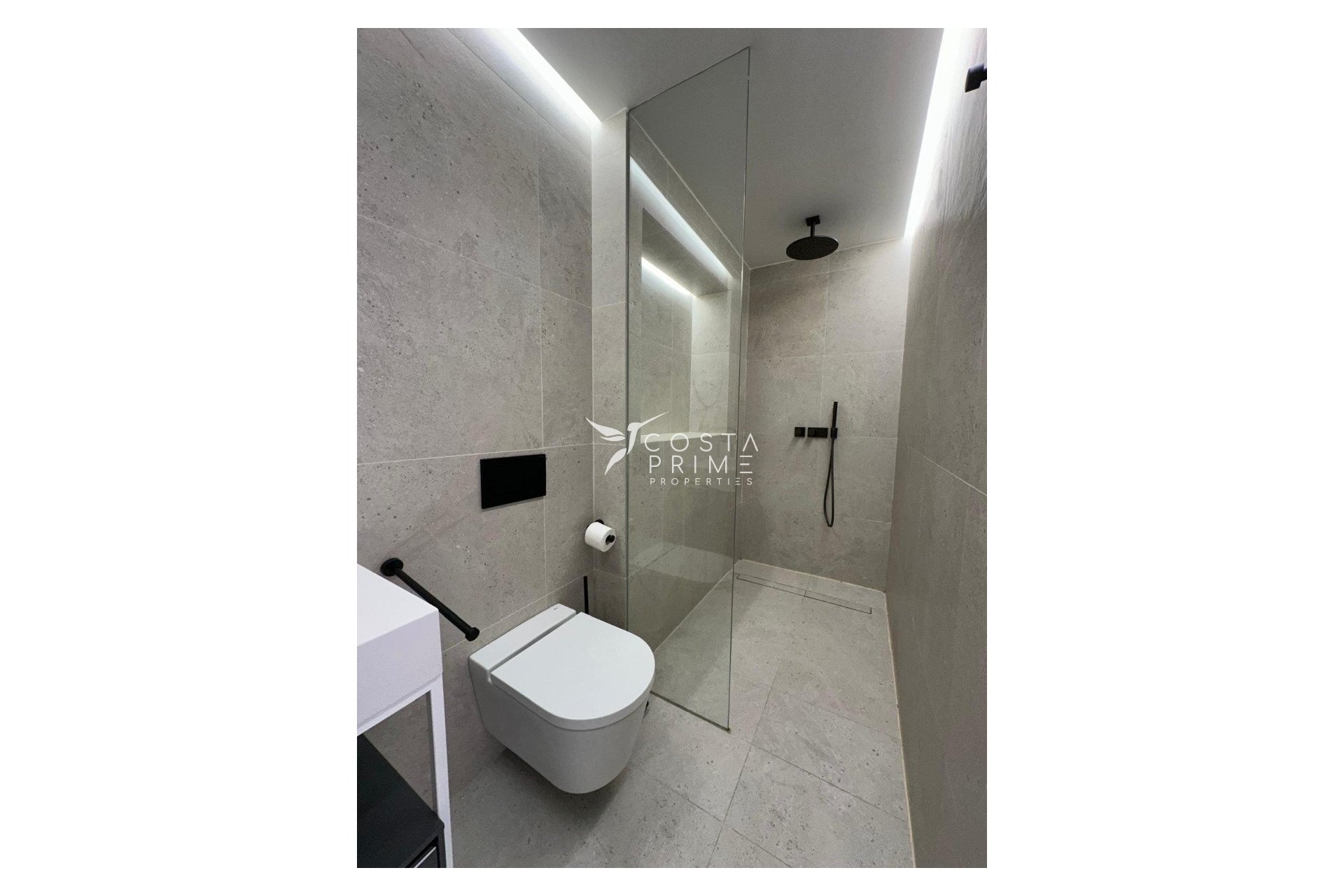 Resale - Apartment / Flat - Alicante