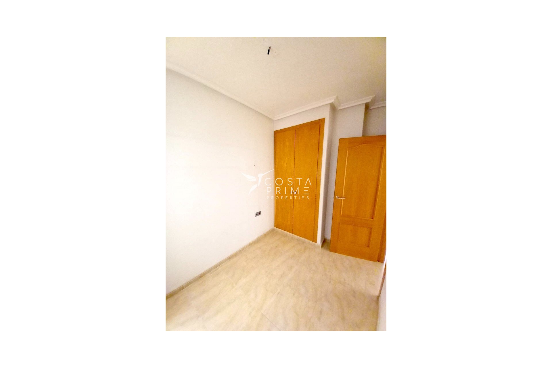 Resale - Apartment / Flat - Almoradí