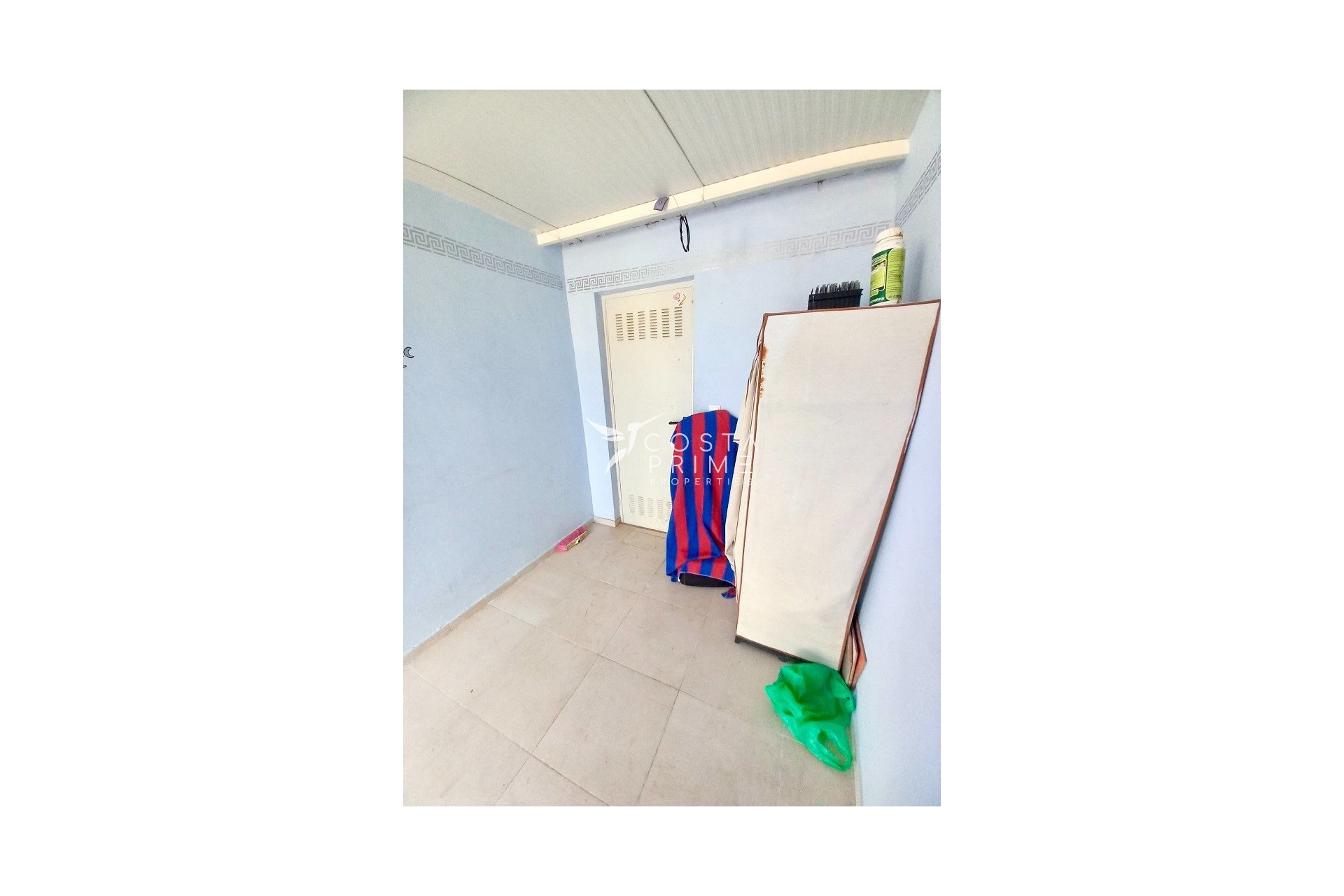 Resale - Apartment / Flat - Almoradí