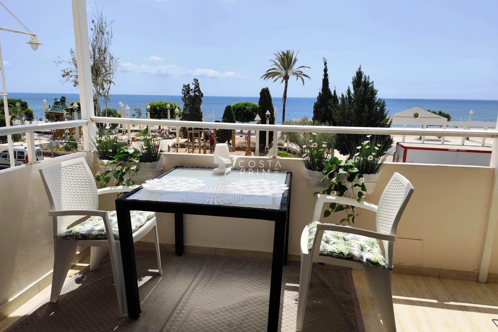 Resale - Apartment / Flat - Altea