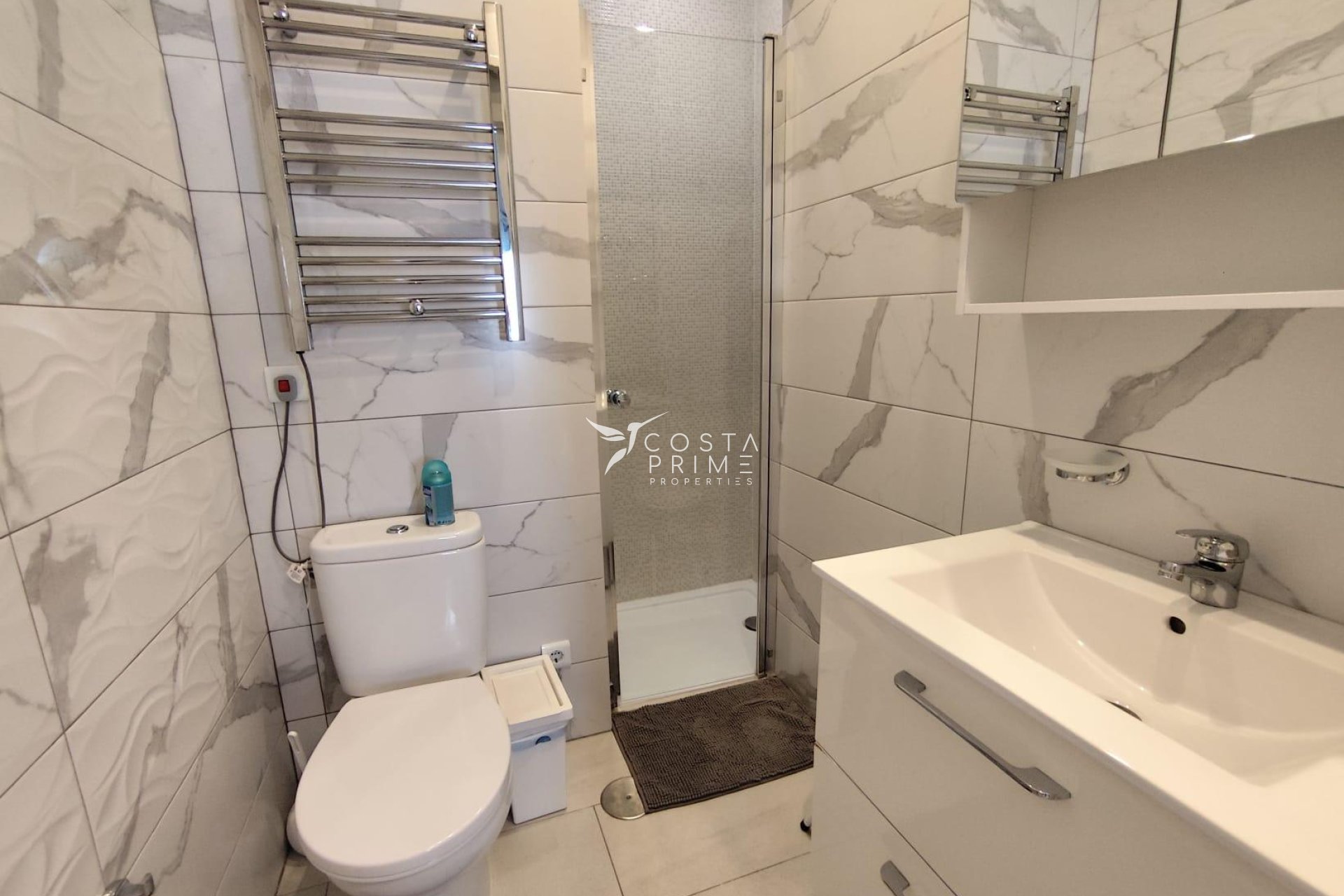 Resale - Apartment / Flat - Altea