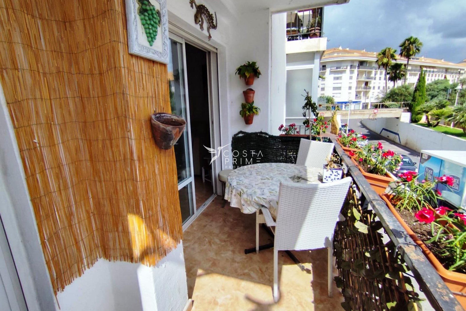 Resale - Apartment / Flat - Altea