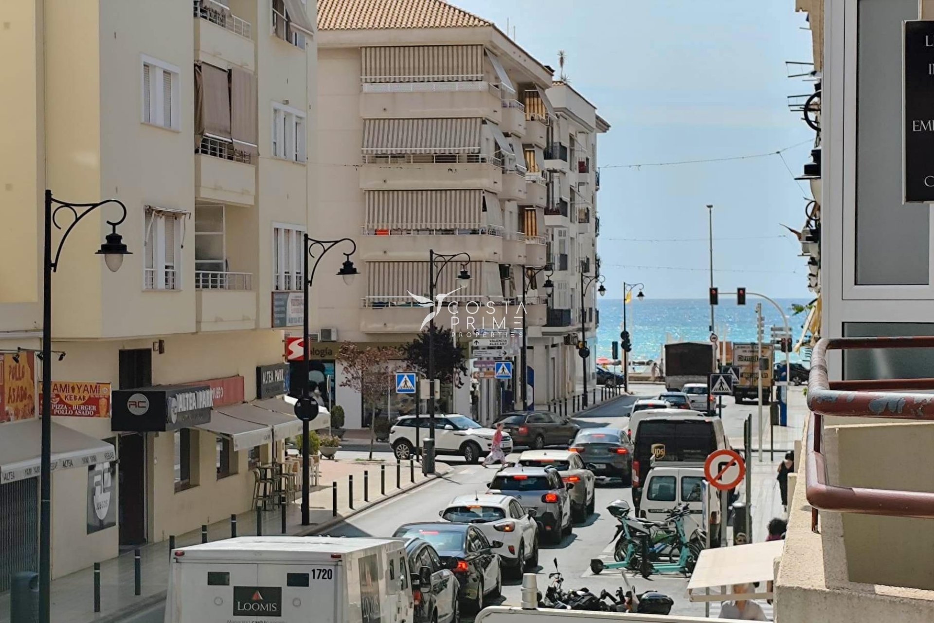 Resale - Apartment / Flat - Altea