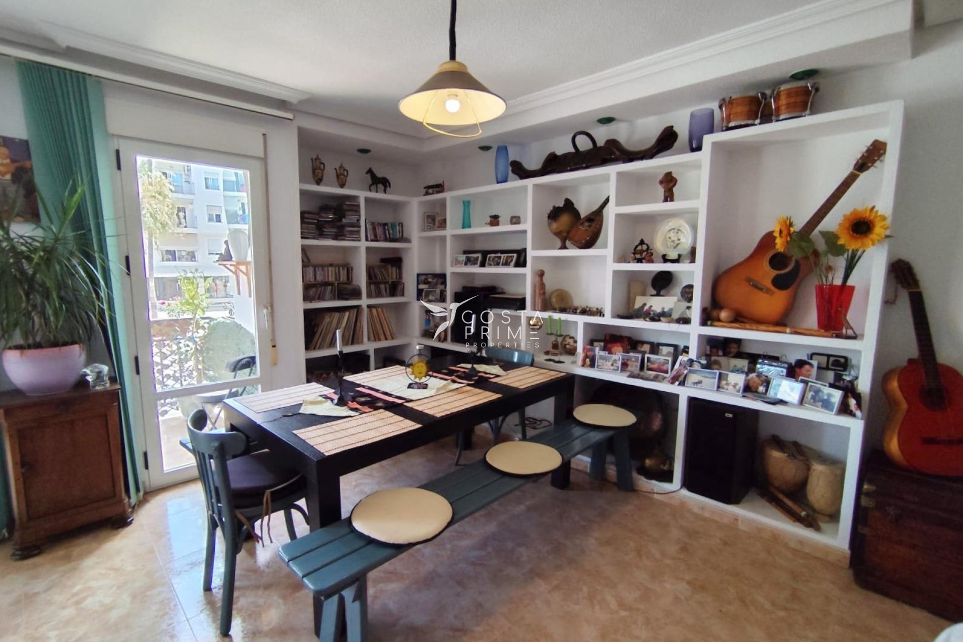 Resale - Apartment / Flat - Altea