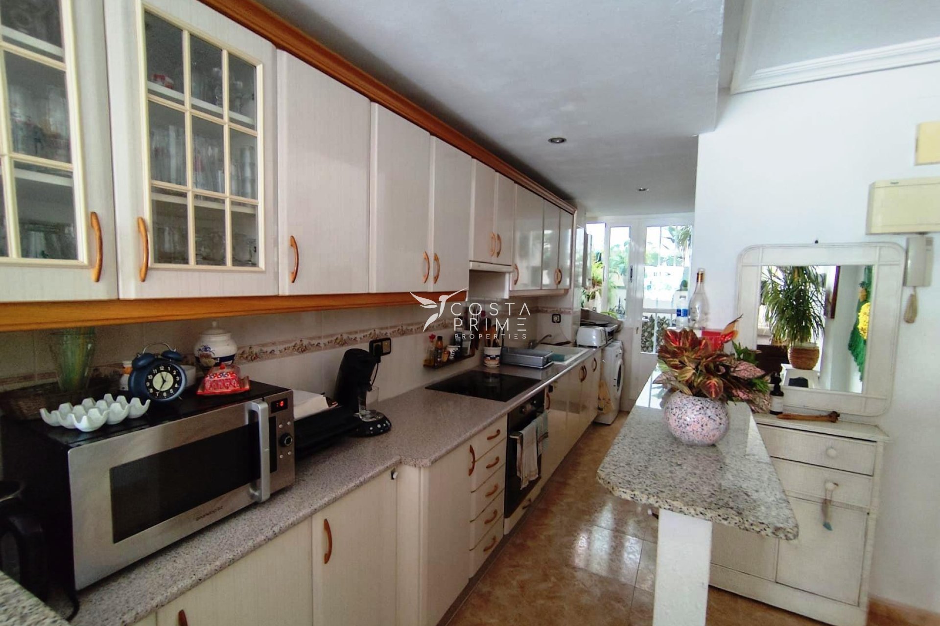 Resale - Apartment / Flat - Altea