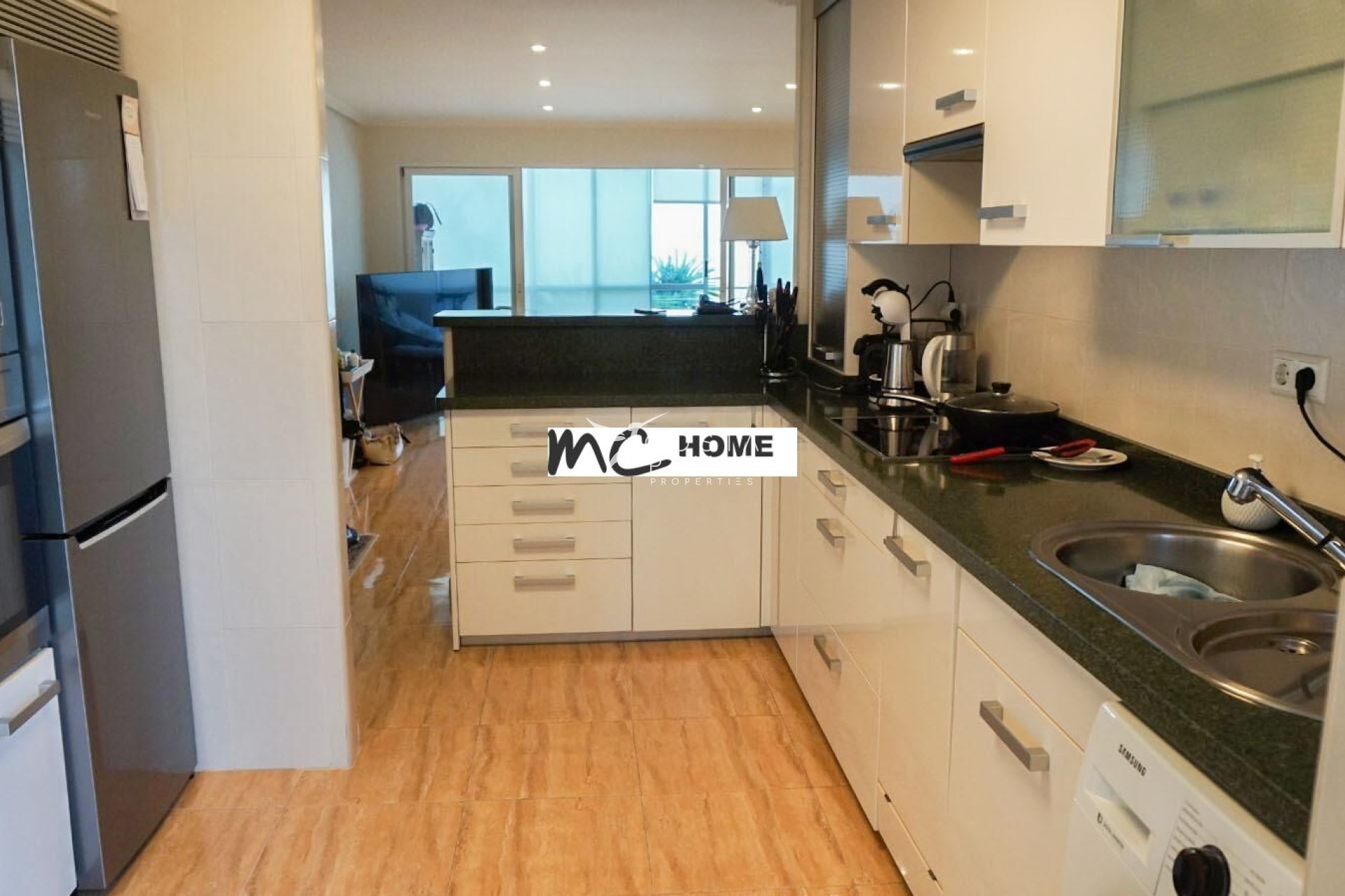 Resale - Apartment / Flat - Altea