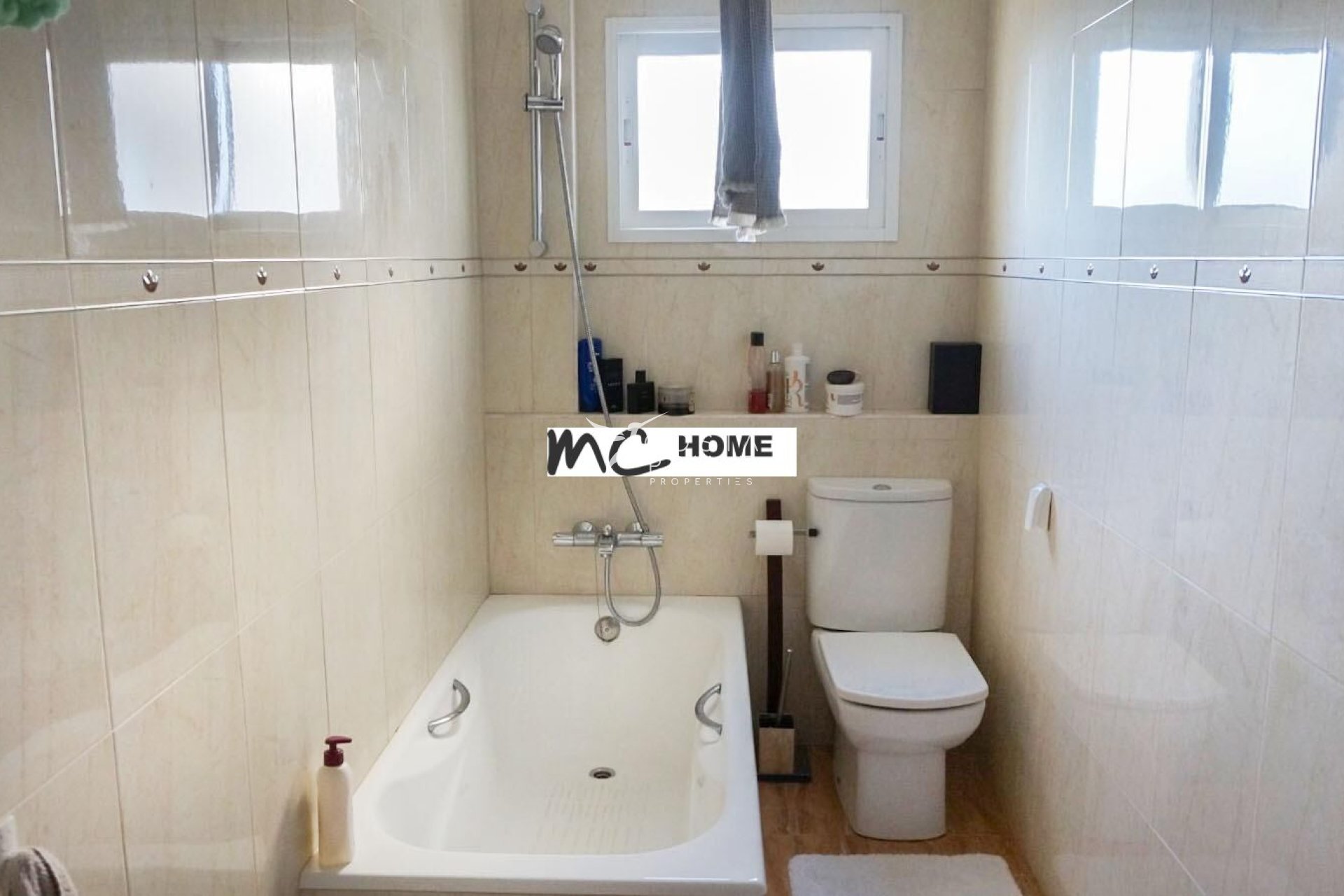 Resale - Apartment / Flat - Altea