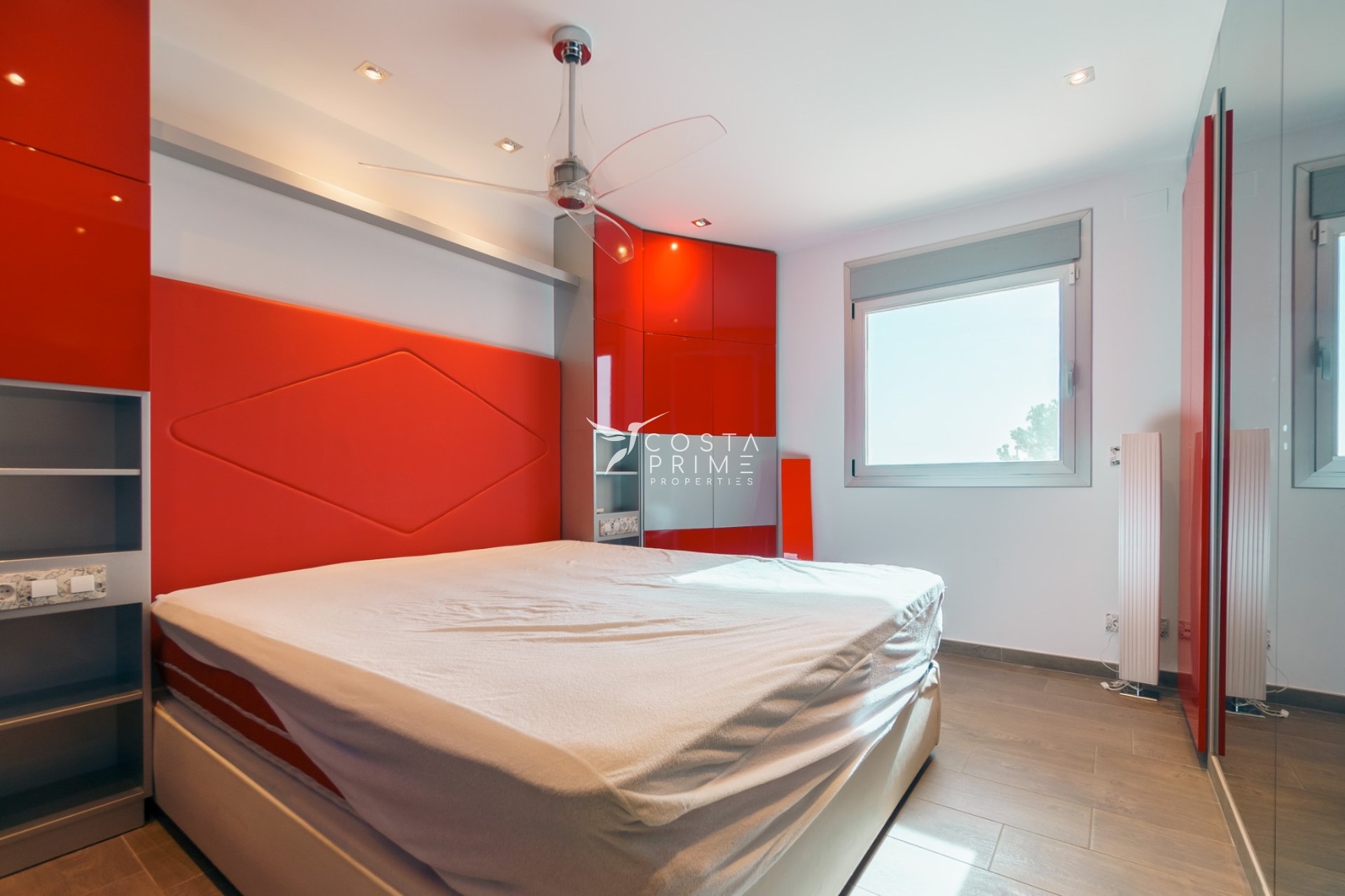 Resale - Apartment / Flat - Altea