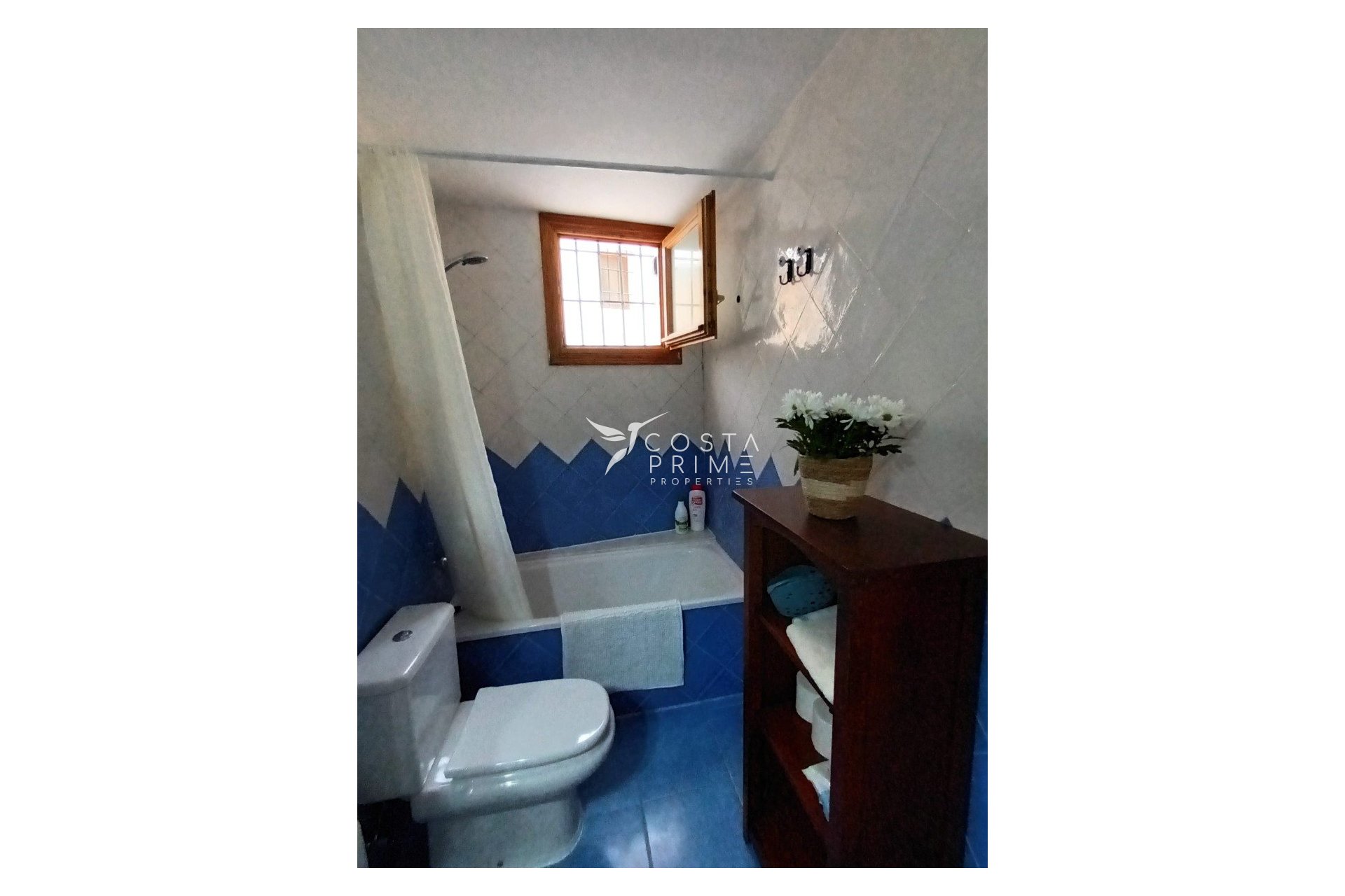 Resale - Apartment / Flat - Altea