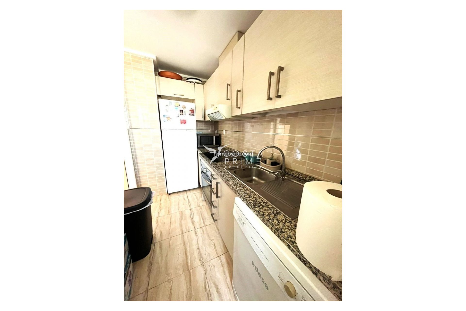 Resale - Apartment / Flat - Benidorm