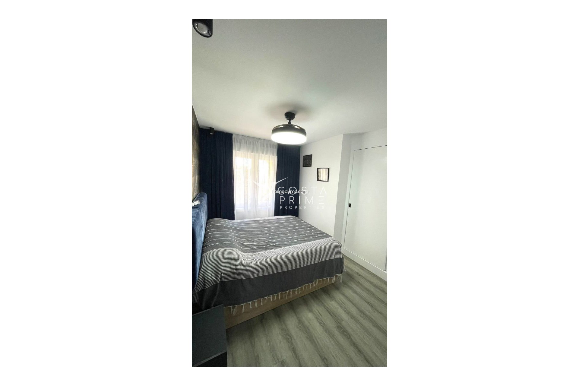 Resale - Apartment / Flat - Benidorm