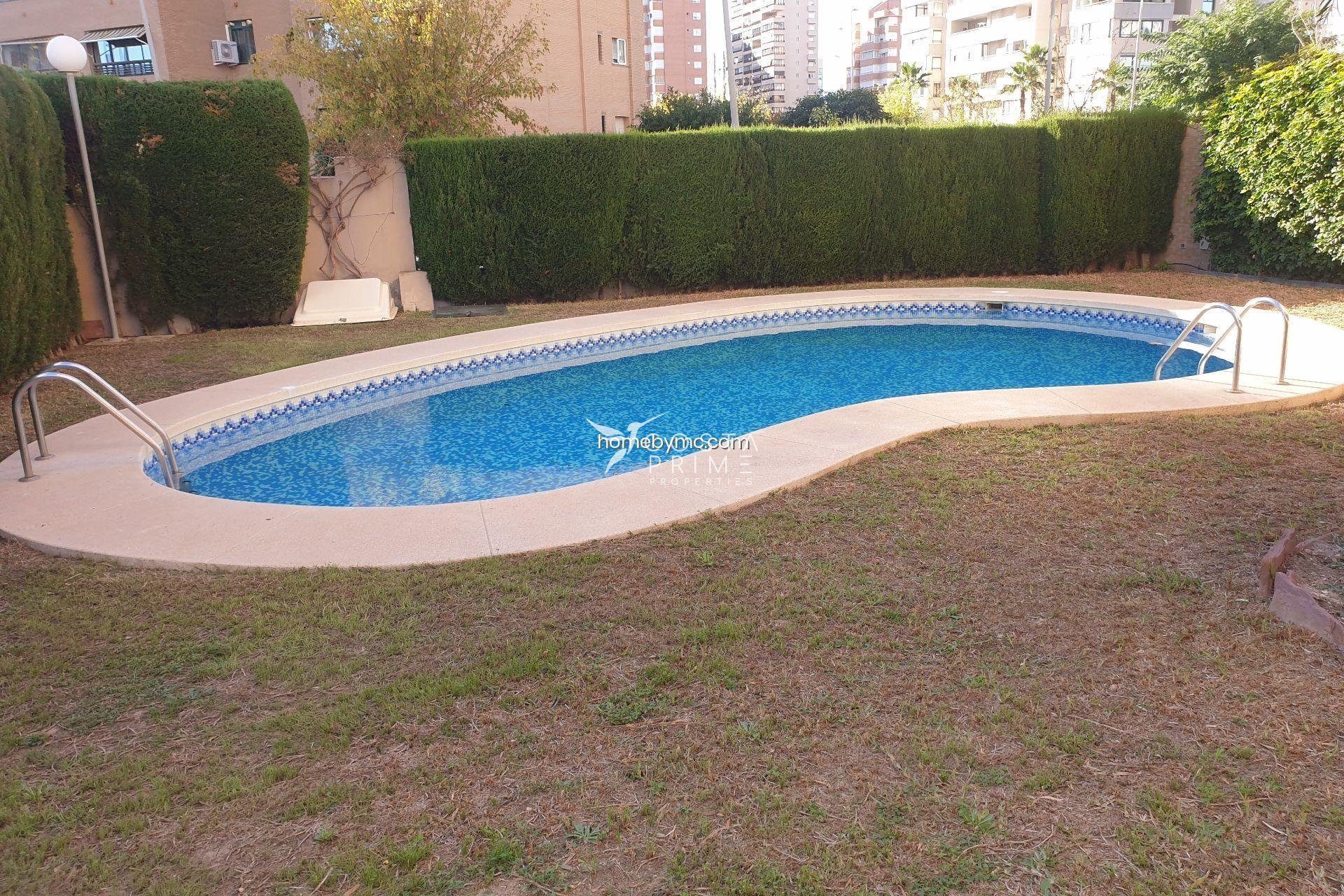 Resale - Apartment / Flat - Benidorm
