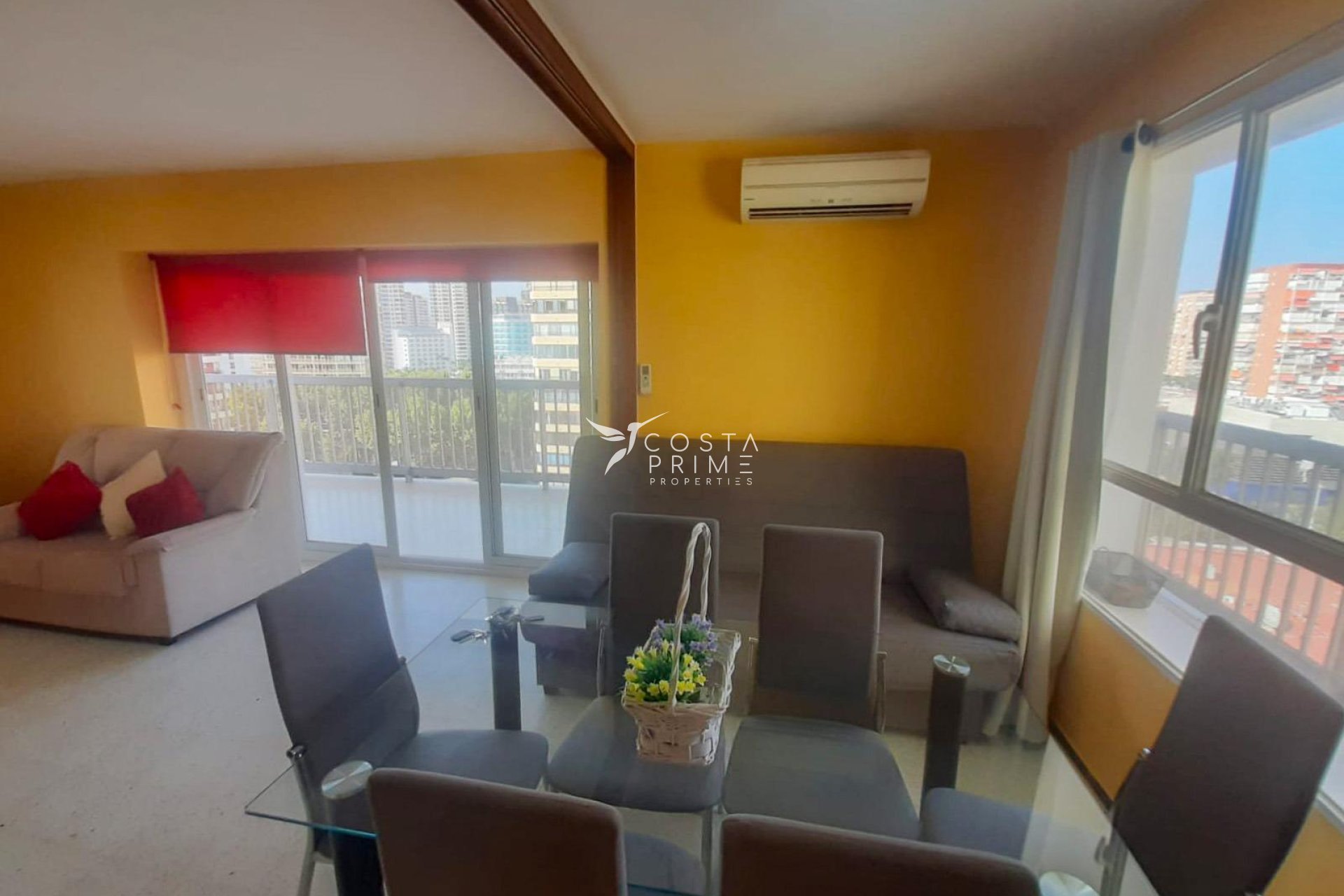 Resale - Apartment / Flat - Benidorm