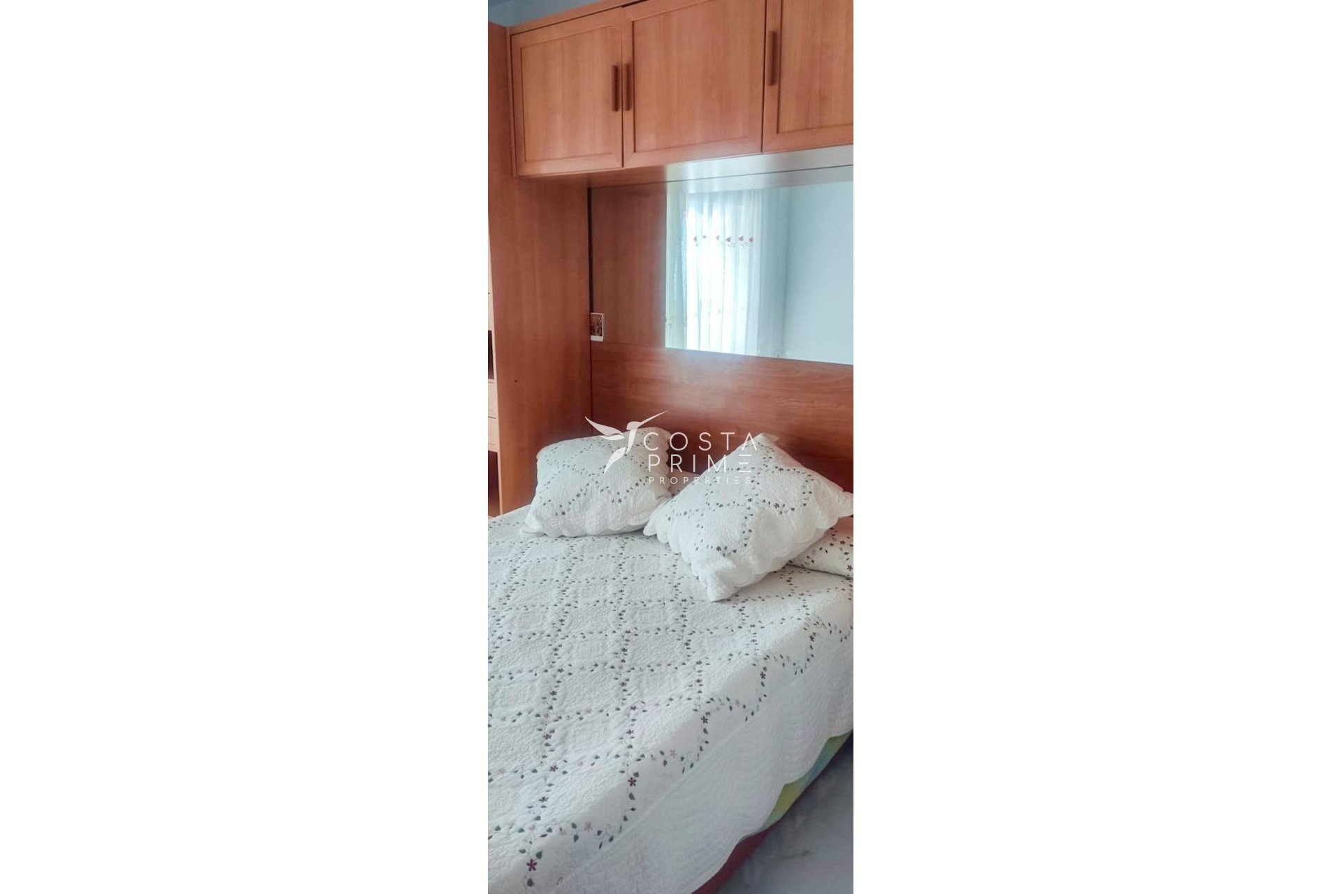 Resale - Apartment / Flat - Benidorm