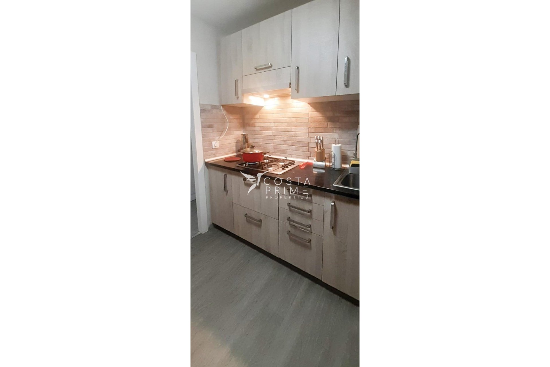 Resale - Apartment / Flat - Benidorm