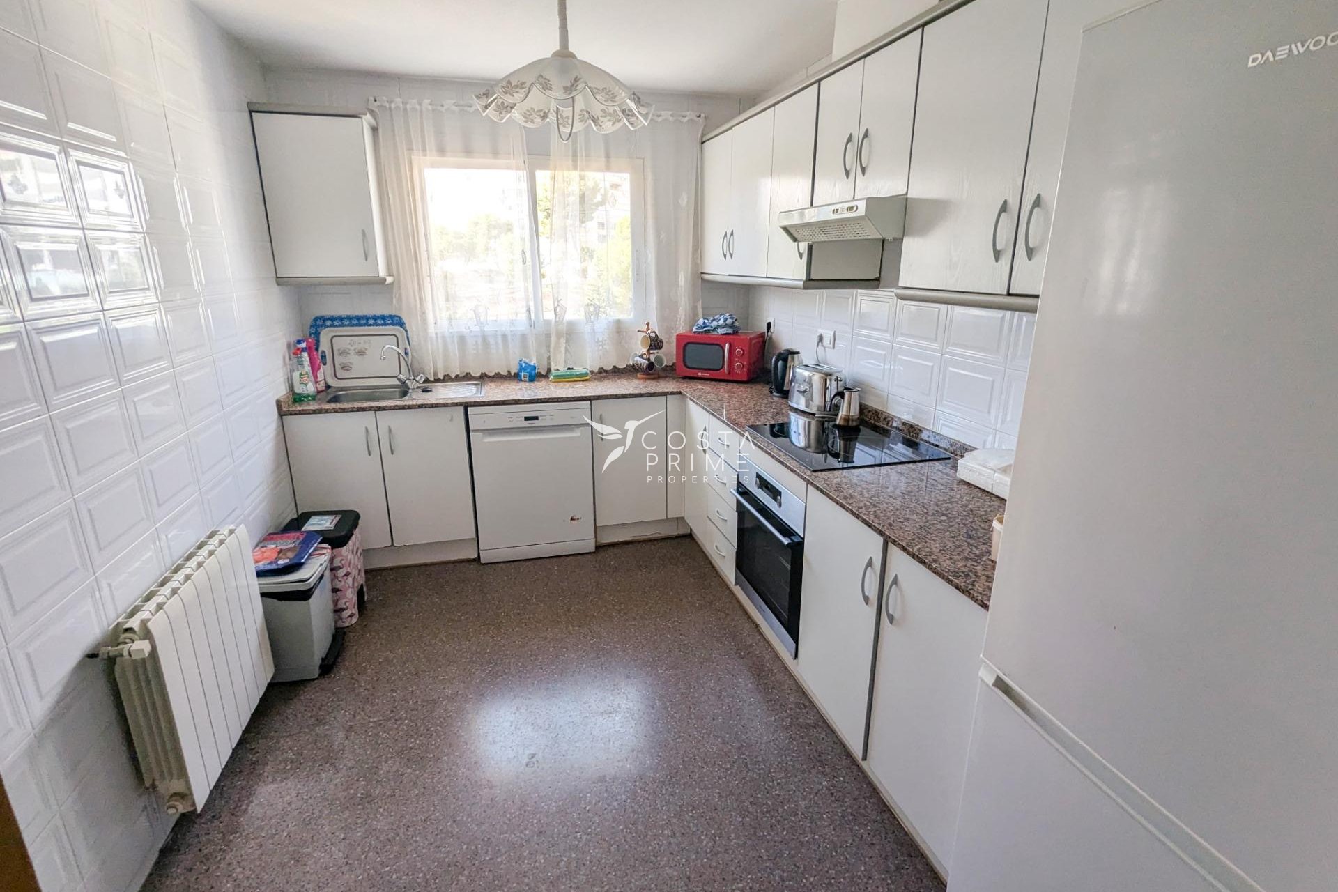 Resale - Apartment / Flat - Benidorm