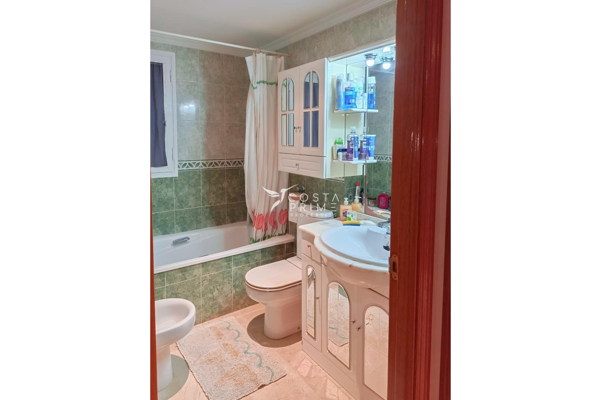 Resale - Apartment / Flat - Benidorm